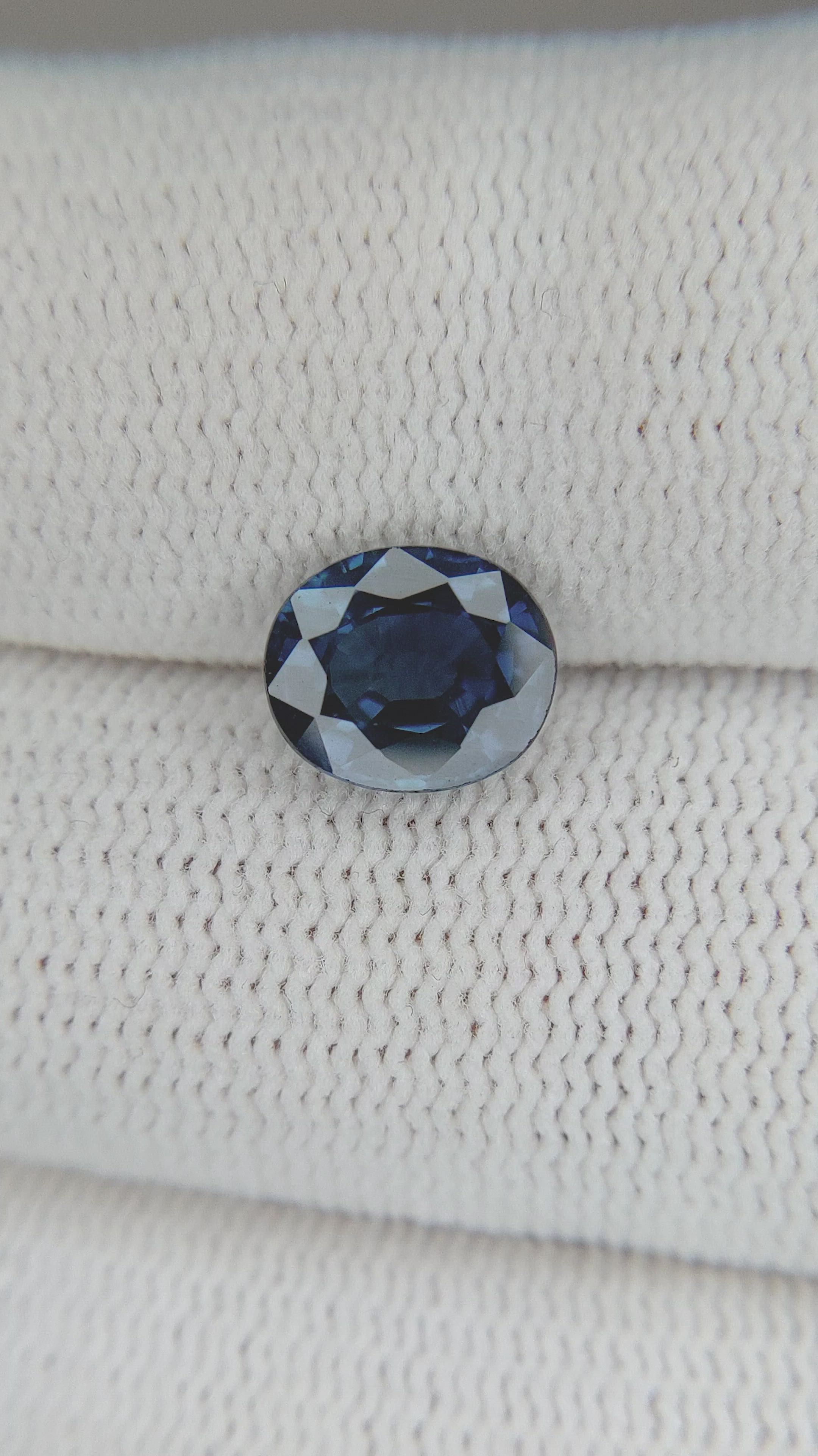 2.00 Ct. Blue Sapphire from Ceylon (Sri Lanka) Size Video