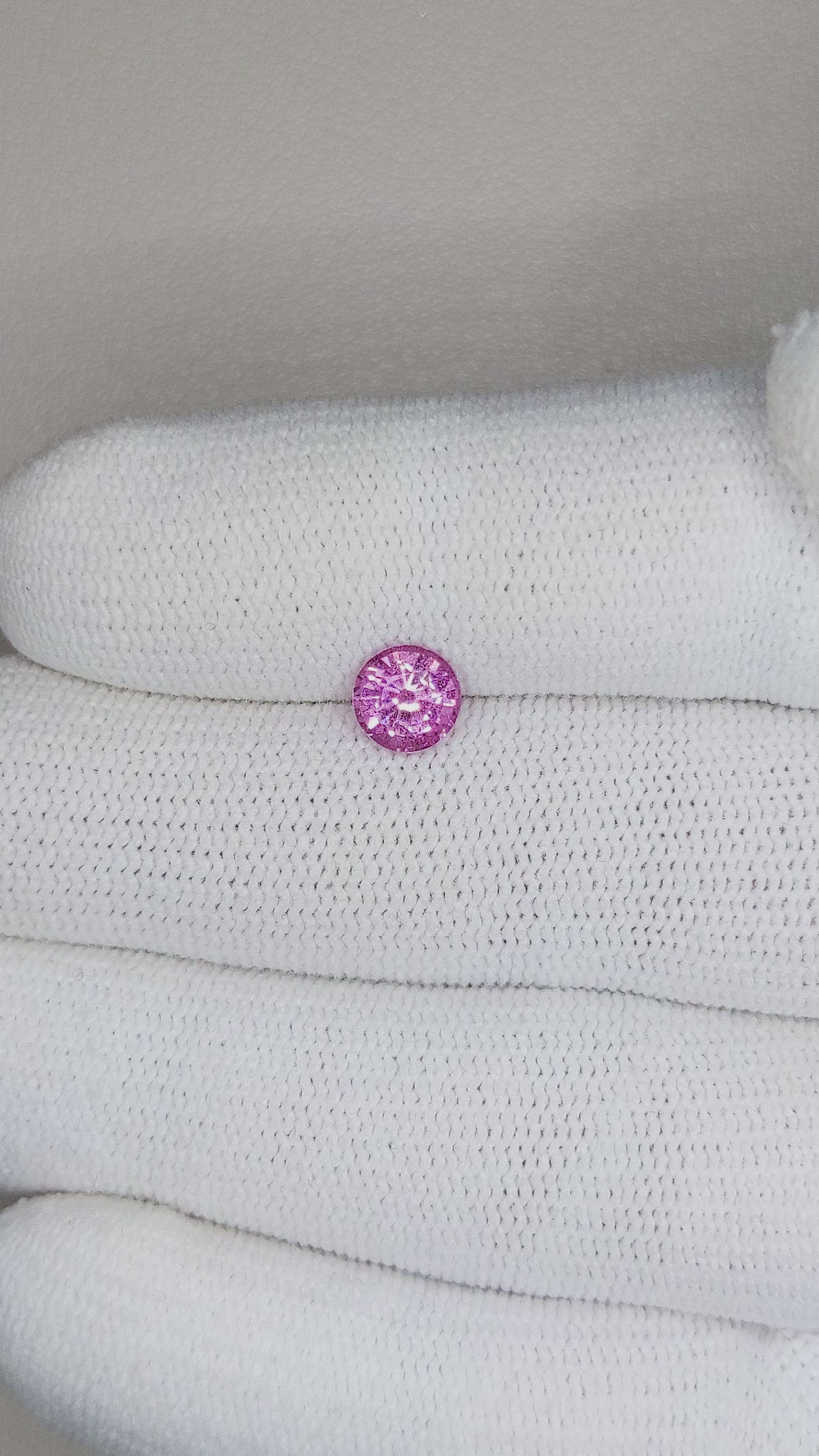 0.92 Ct. Purplish Pink Sapphire from Ceylon (Sri Lanka) Size Video