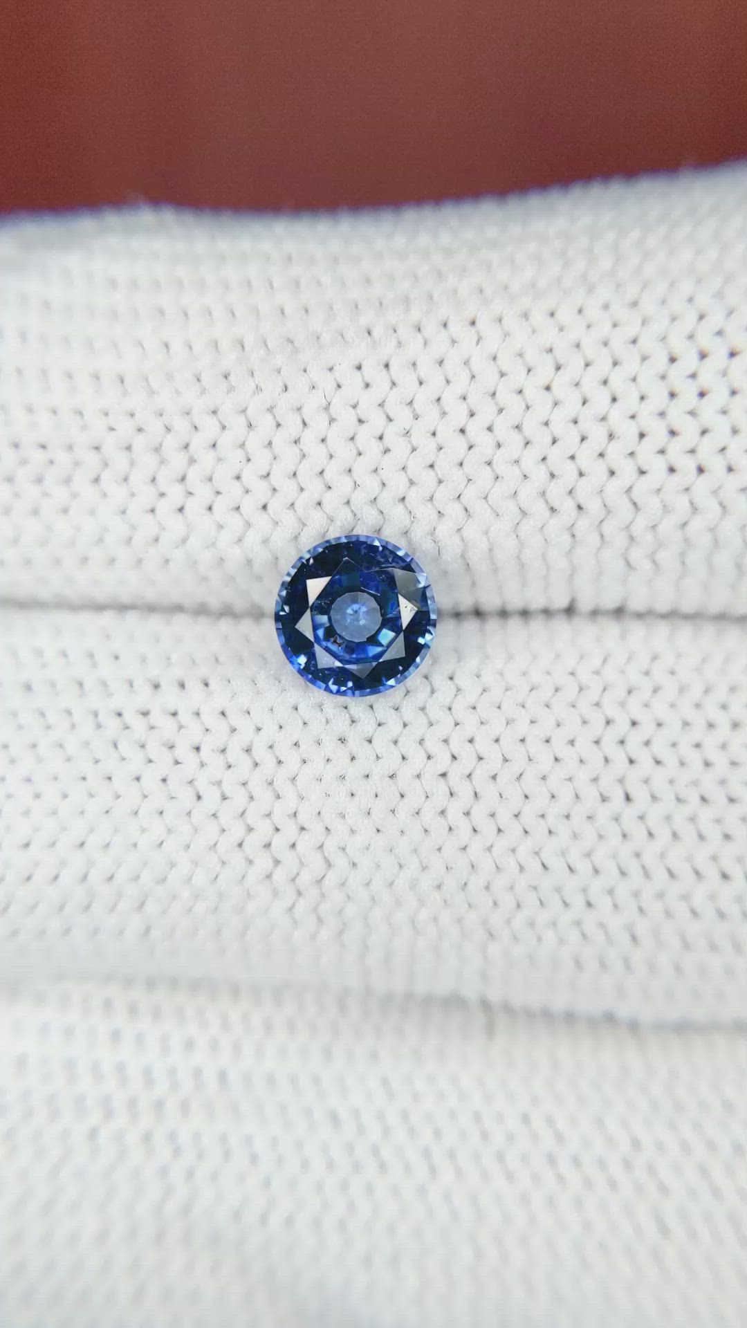 1.13 Ct. Blue Sapphire from Ceylon (Sri Lanka) Size Video