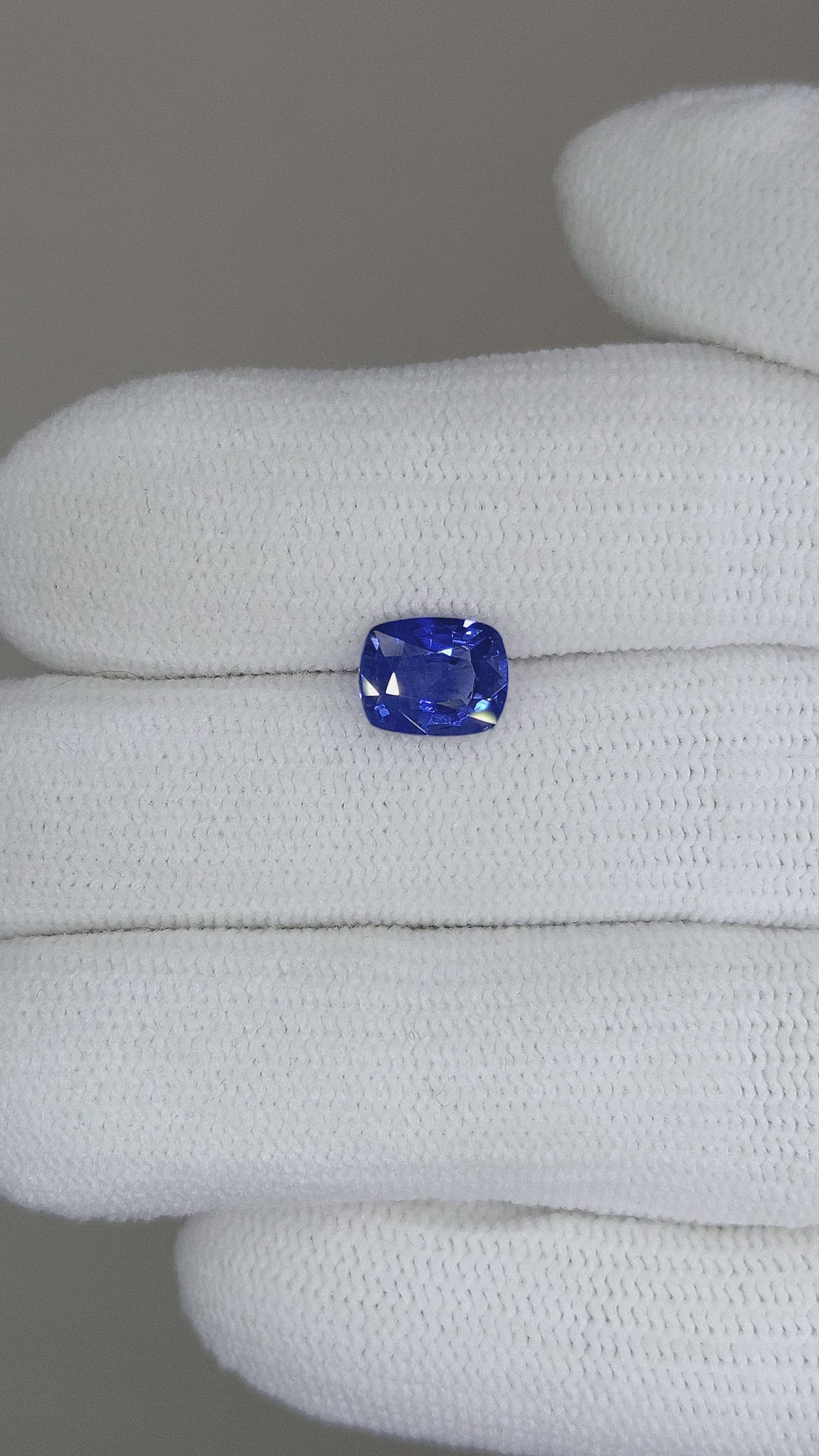 1.29 Ct. Blue Sapphire from Ceylon (Sri Lanka) Size Video