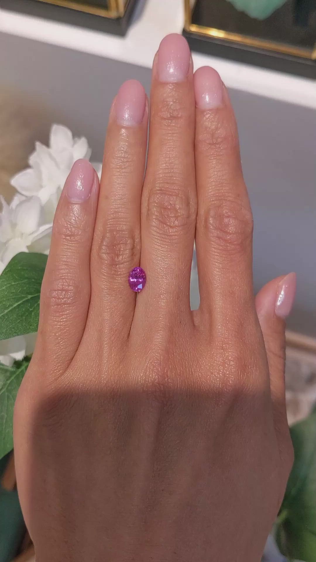 1.00 Ct. Purplish Pink Sapphire from Ceylon (Sri Lanka) Size Video