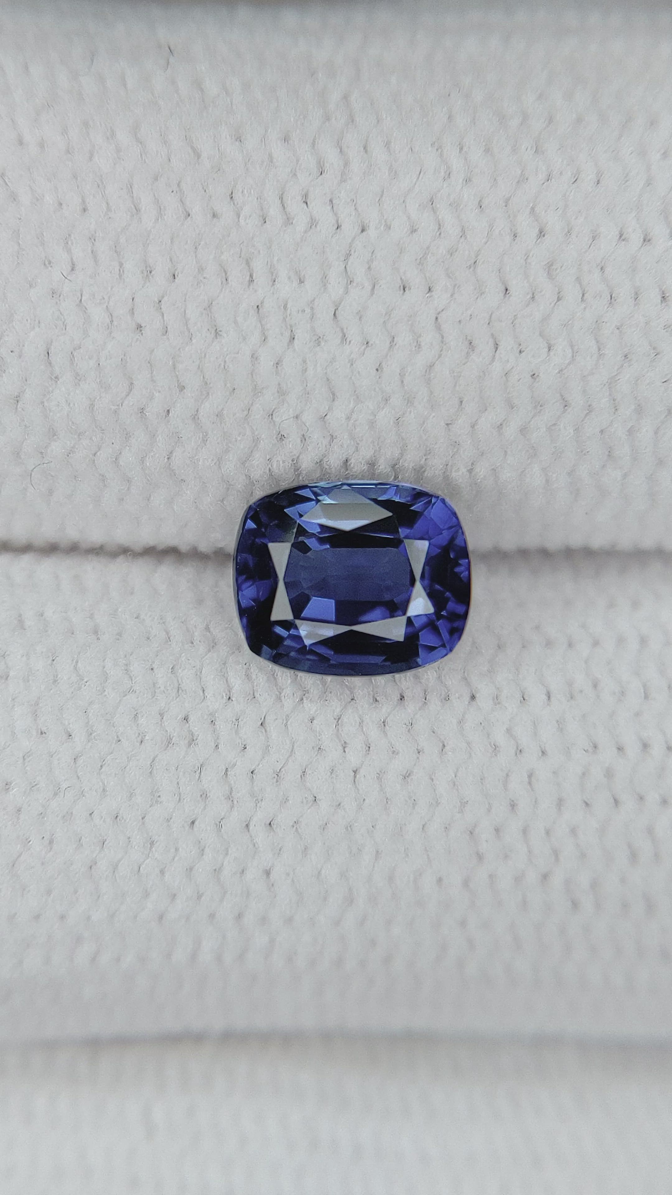 1.16 Ct. Blue Sapphire from Ceylon (Sri Lanka) Size Video