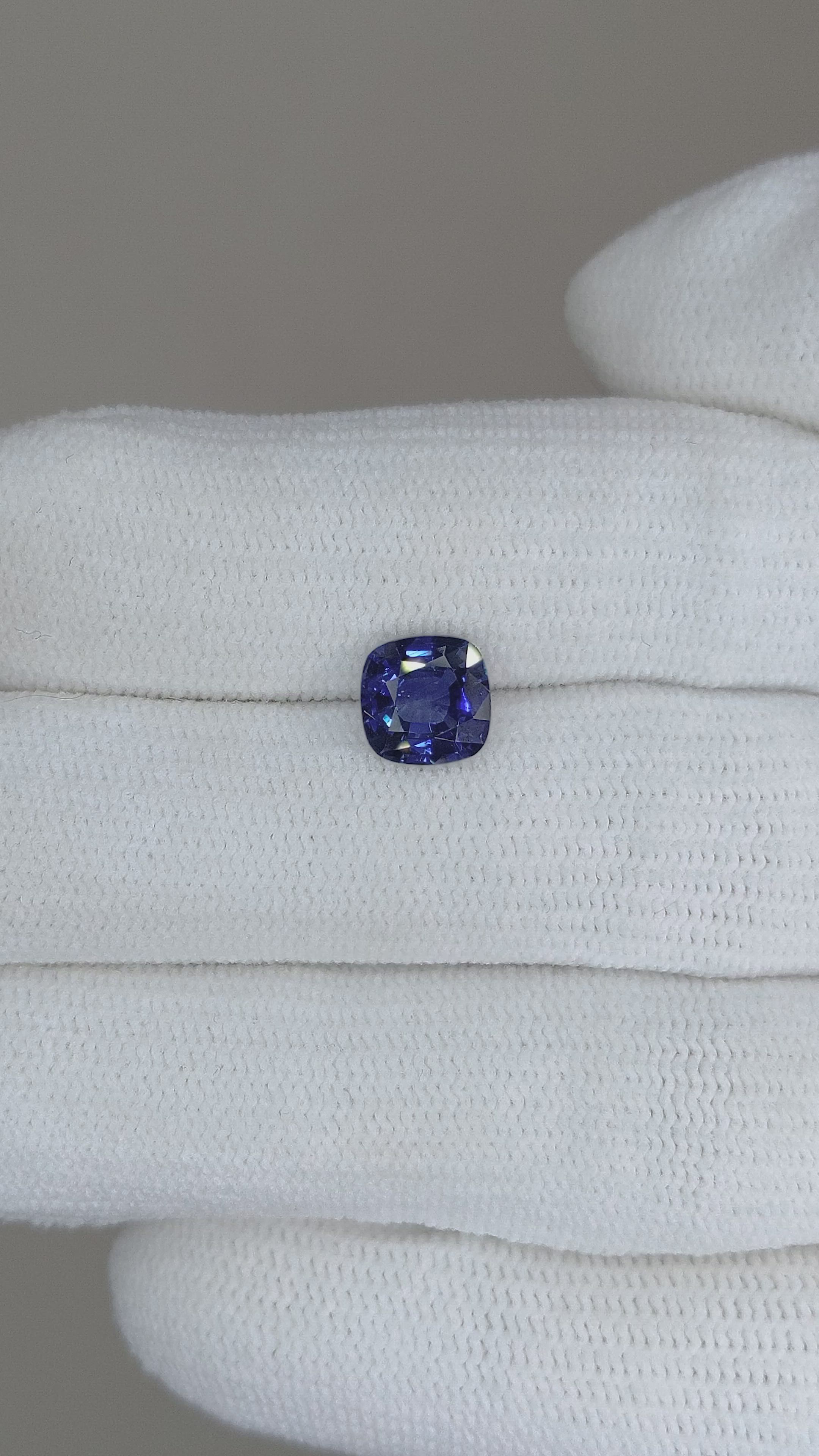 1.36 Ct. Blue Sapphire from Ceylon (Sri Lanka) Size Video