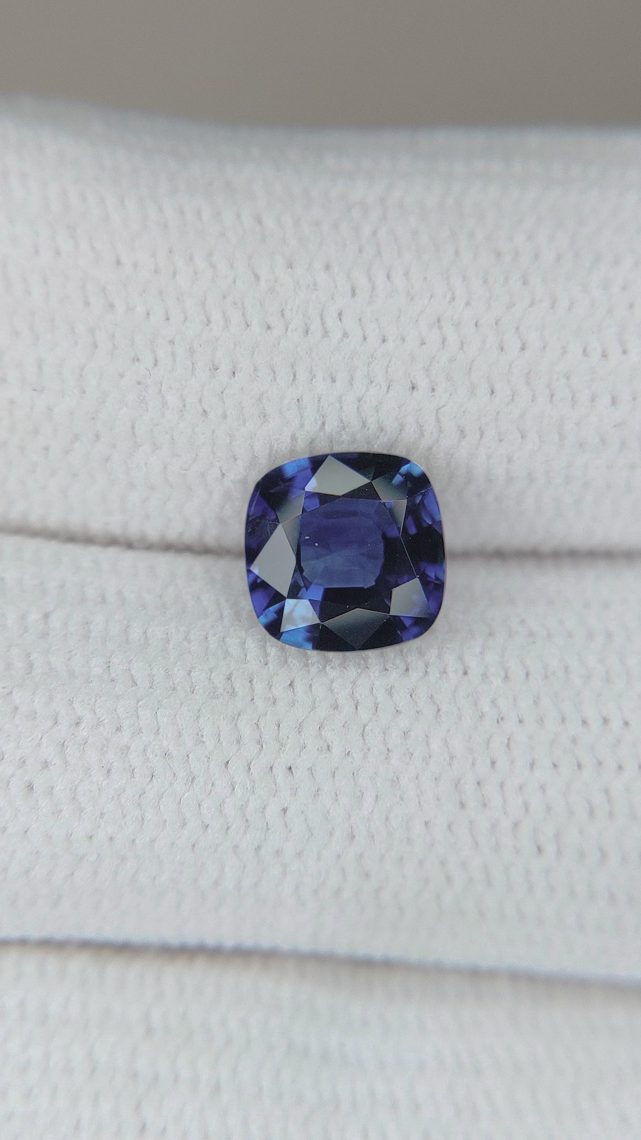1.36 Ct. Blue Sapphire from Ceylon (Sri Lanka) Size Video