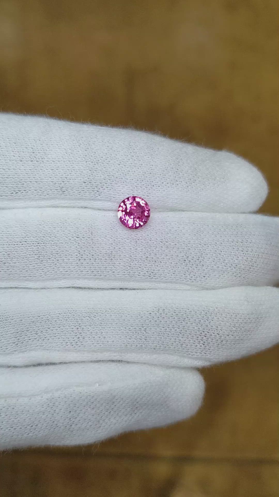 1.13 Ct. Pink Sapphire from Ceylon (Sri Lanka) Size Video