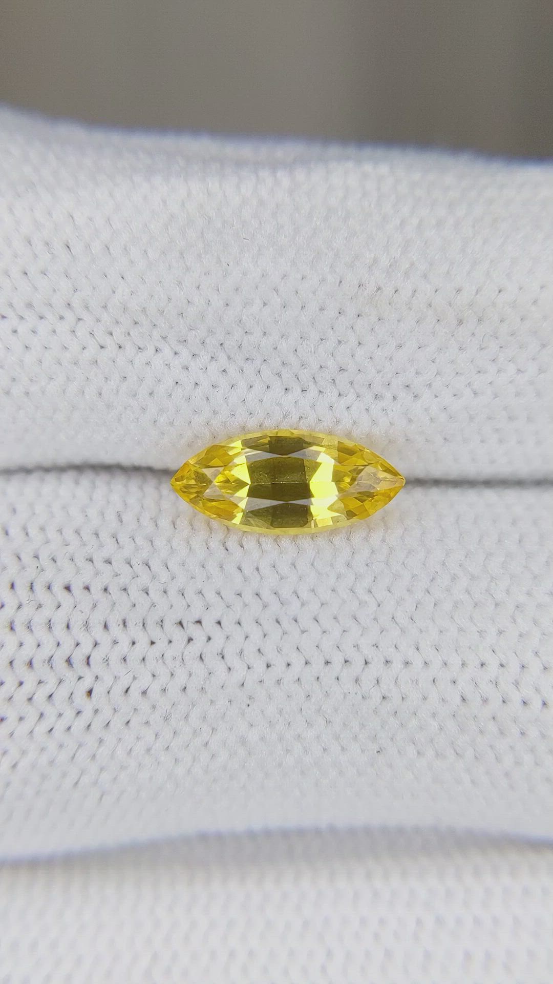 1.29 Ct. Orangish Yellow Sapphire from Ceylon (Sri Lanka) Size Video