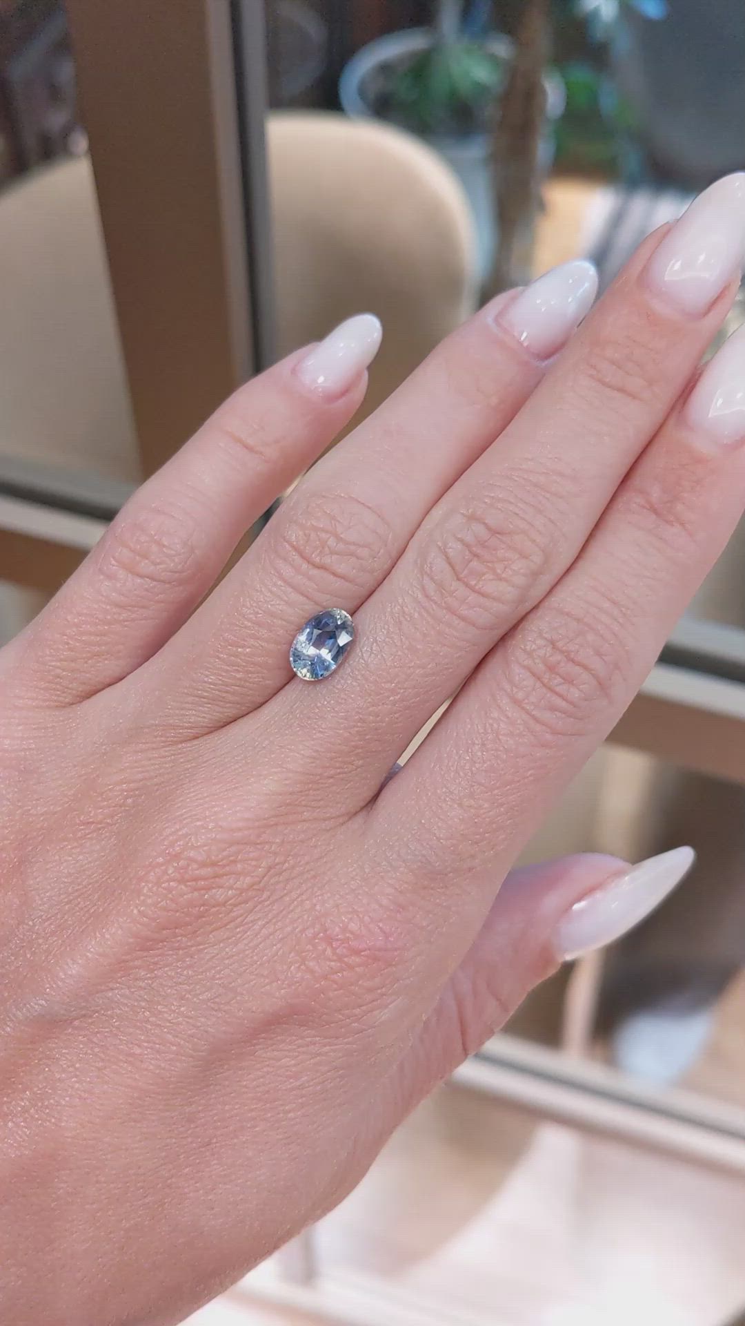 1.91 Ct. Bi Color Sapphire from Ceylon (Sri Lanka) Size Video