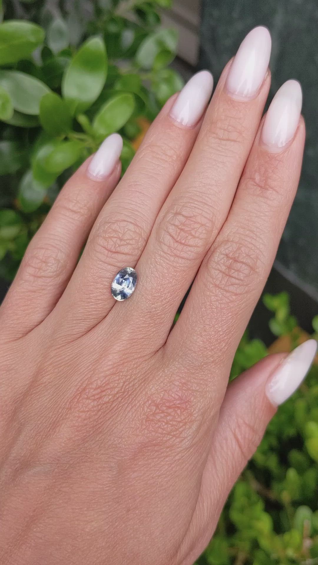 1.91 Ct. Bi Color Sapphire from Ceylon (Sri Lanka) Size Video