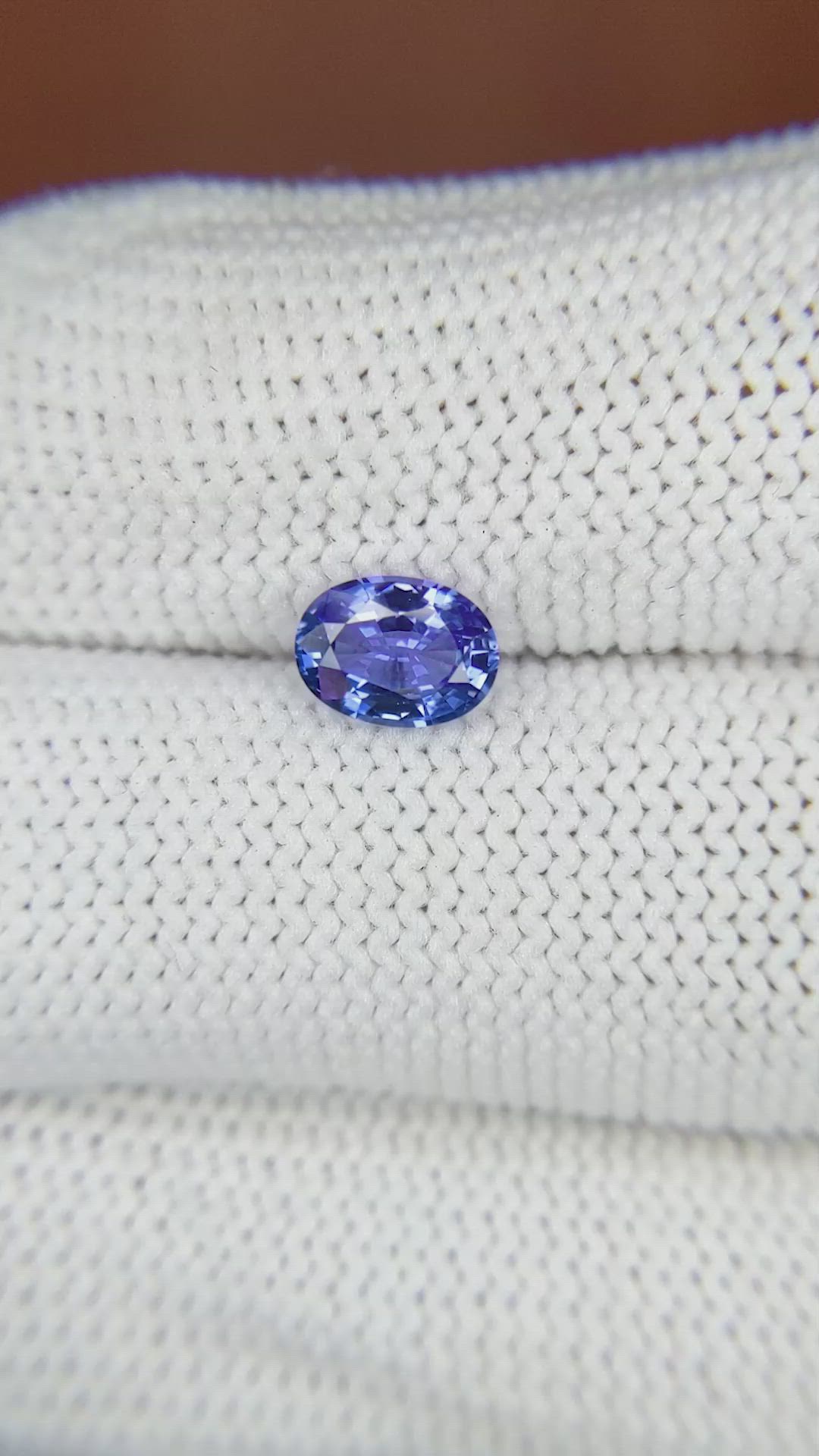0.85 Ct. Blue Sapphire from Ceylon (Sri Lanka) Size Video