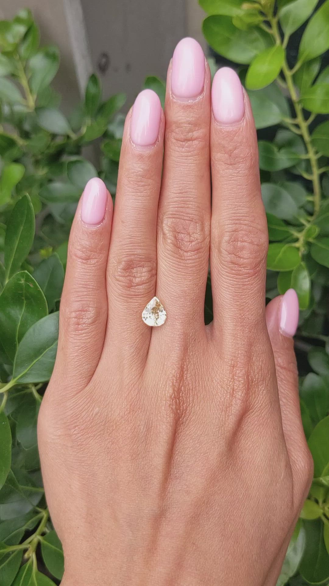 2.29 Ct. Yellow Sapphire from Ceylon (Sri Lanka) Size Video