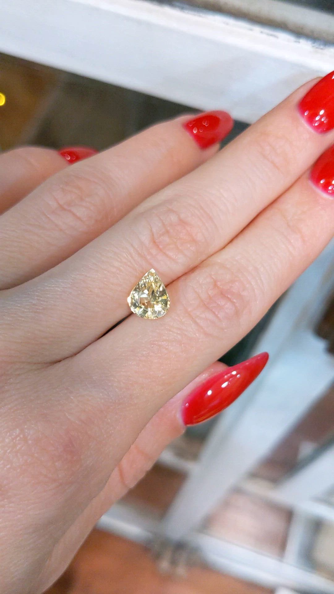 2.29 Ct. Yellow Sapphire from Ceylon (Sri Lanka) Size Video