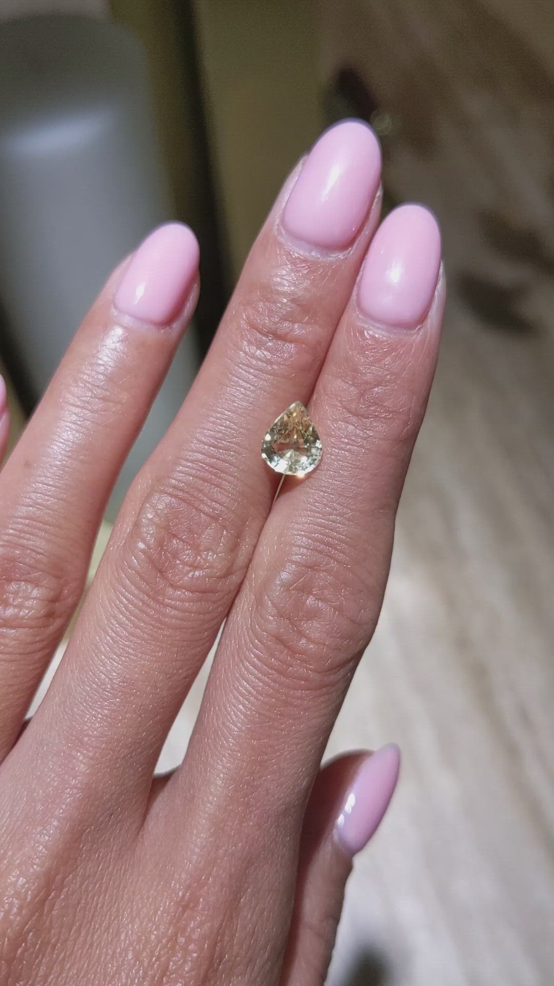 2.29 Ct. Yellow Sapphire from Ceylon (Sri Lanka) Size Video