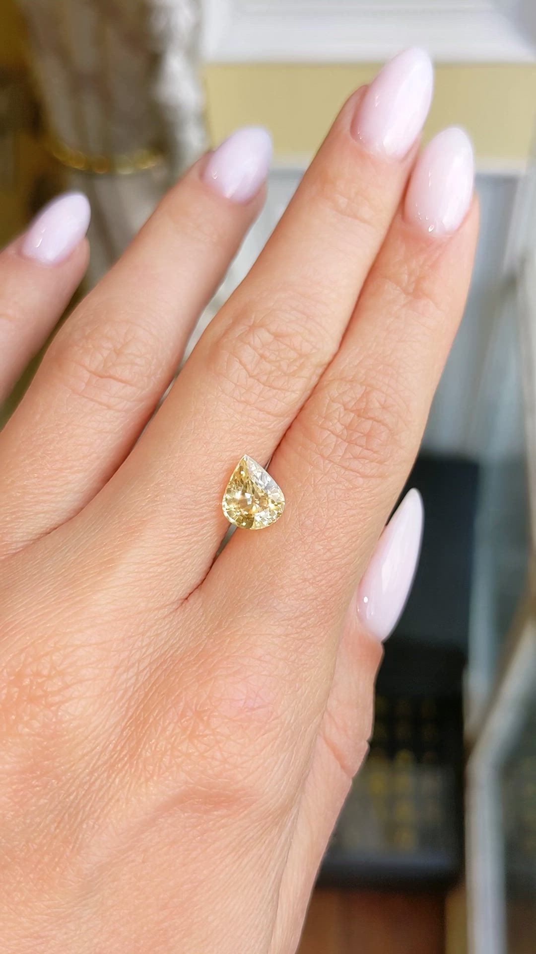 2.29 Ct. Yellow Sapphire from Ceylon (Sri Lanka) Size Video