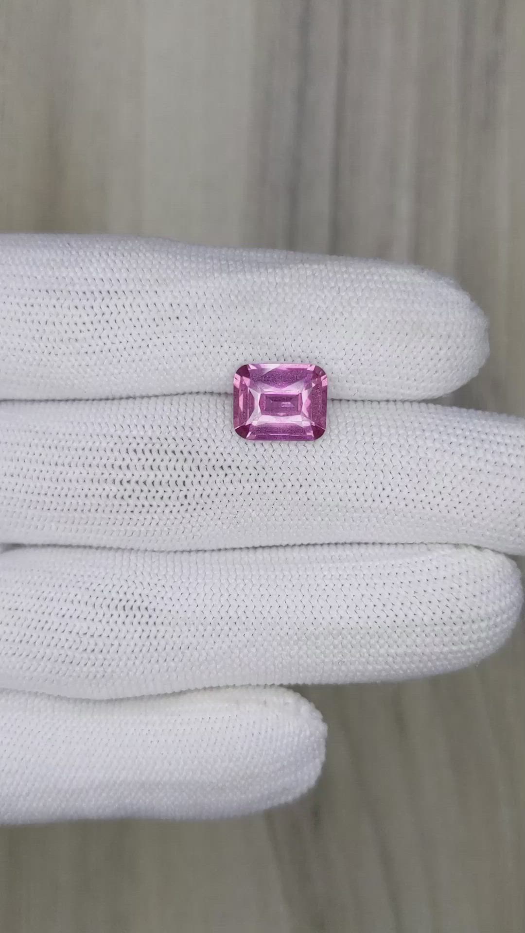 3.69 Ct. Purplish Pink Sapphire from Ceylon (Sri Lanka) Size Video
