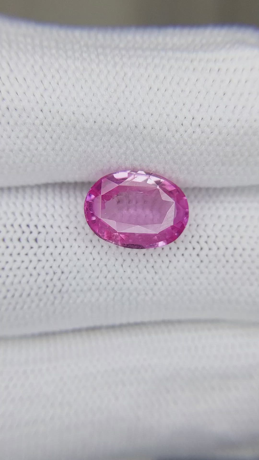 3.58 Ct. Pink Sapphire from Ceylon (Sri Lanka) Size Video