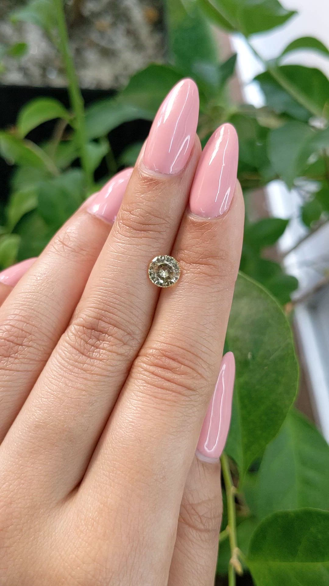 1.31 Ct. Yellow Sapphire from Ceylon (Sri Lanka) Size Video