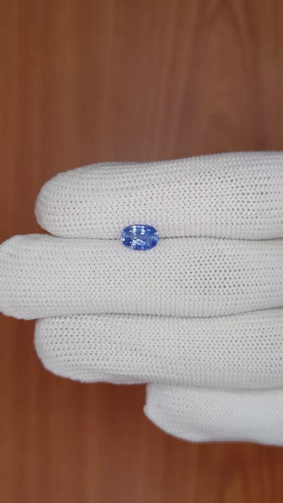 1.14 Ct. Blue Sapphire from Ceylon (Sri Lanka) Size Video