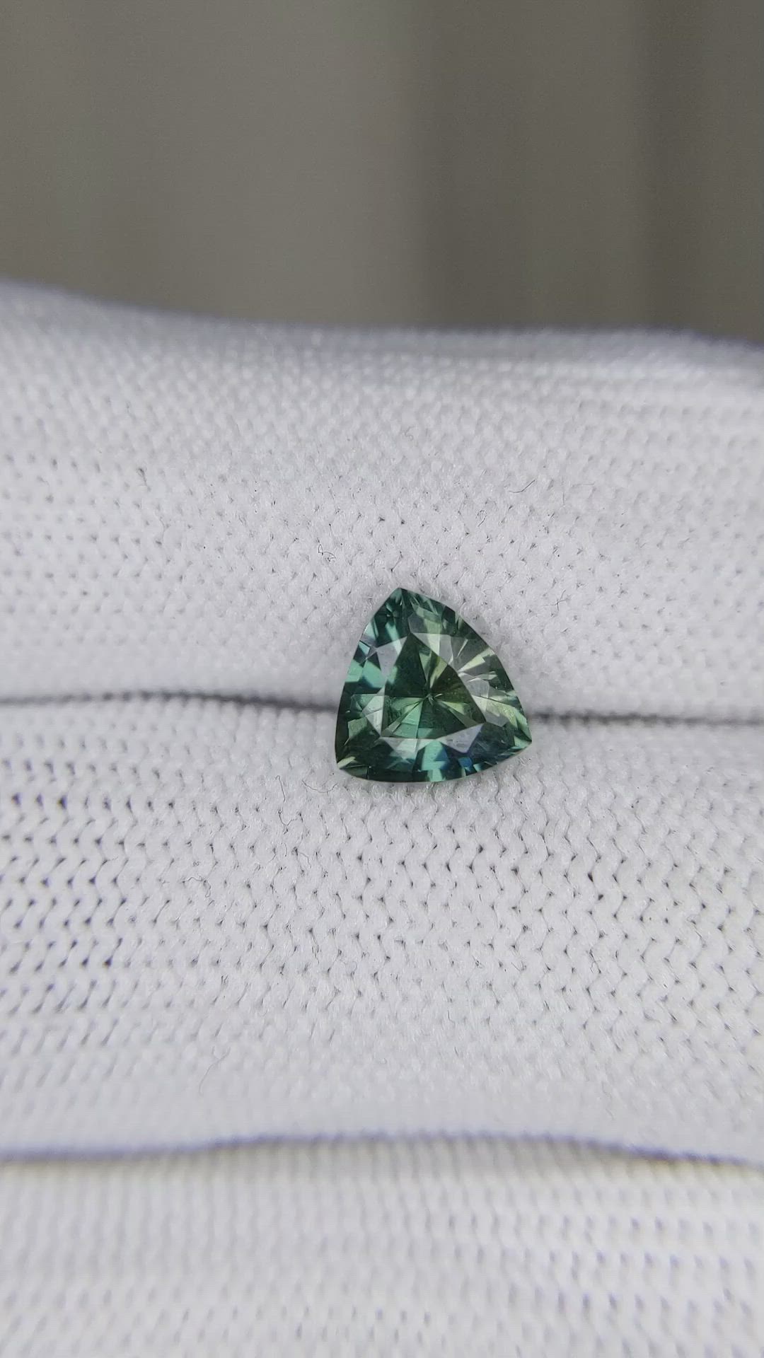 1.62 Ct. Bluish Green Sapphire from Ceylon (Sri Lanka) Size Video