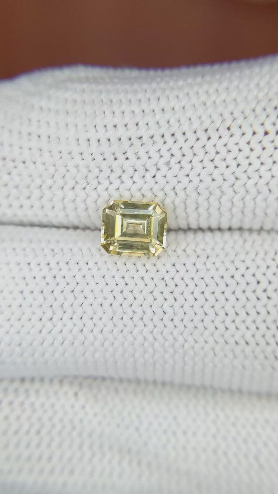 1.15 Ct. Yellow Sapphire from Ceylon (Sri Lanka) Size Video