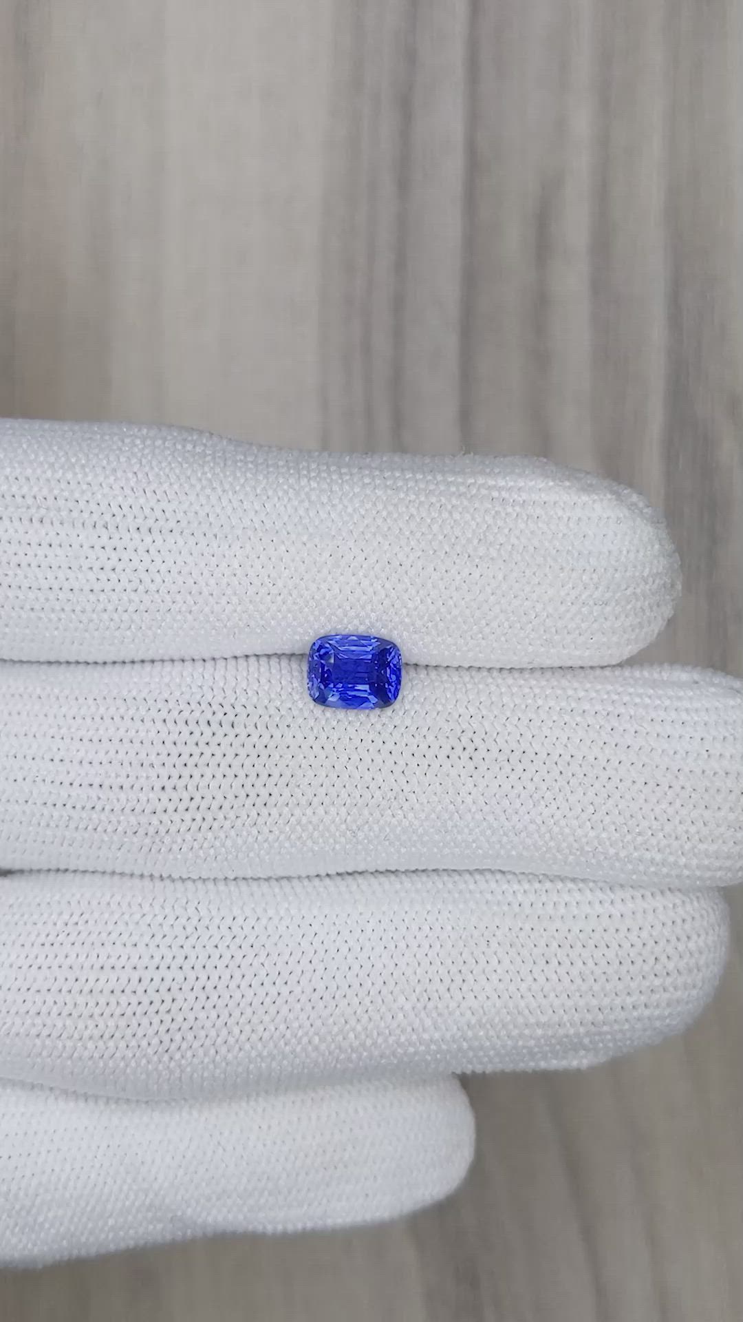 1.54 Ct. Blue Sapphire from Ceylon (Sri Lanka) Size Video