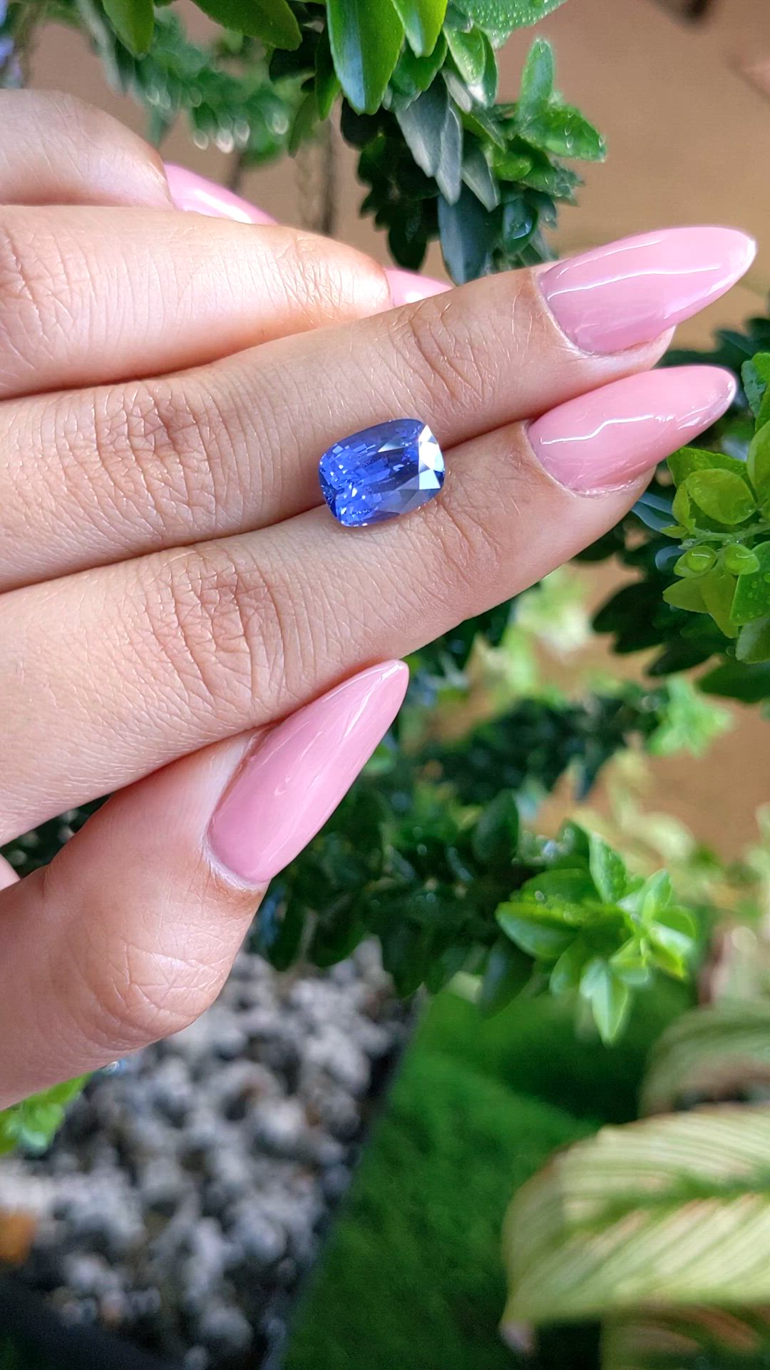 5.08 Ct. Blue Sapphire from Ceylon (Sri Lanka) Size Video