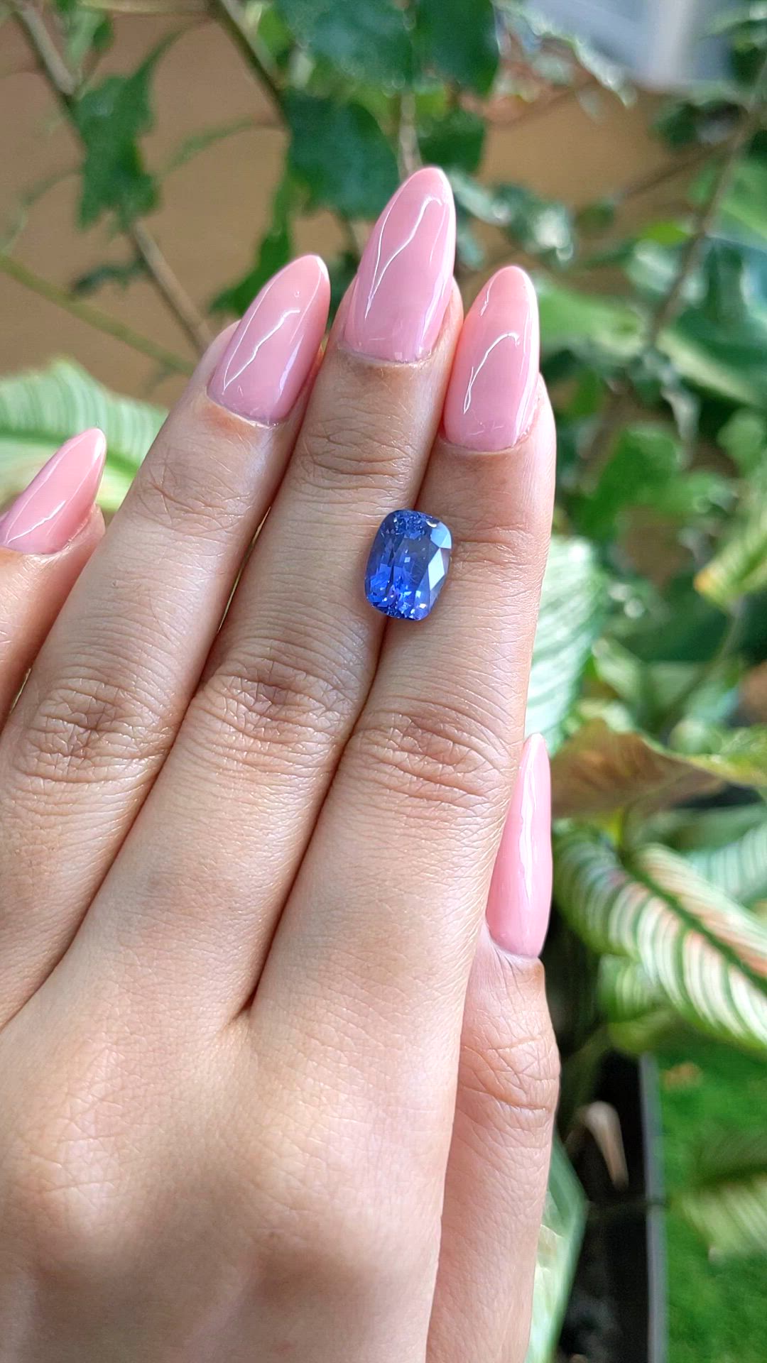 5.08 Ct. Blue Sapphire from Ceylon (Sri Lanka) Size Video