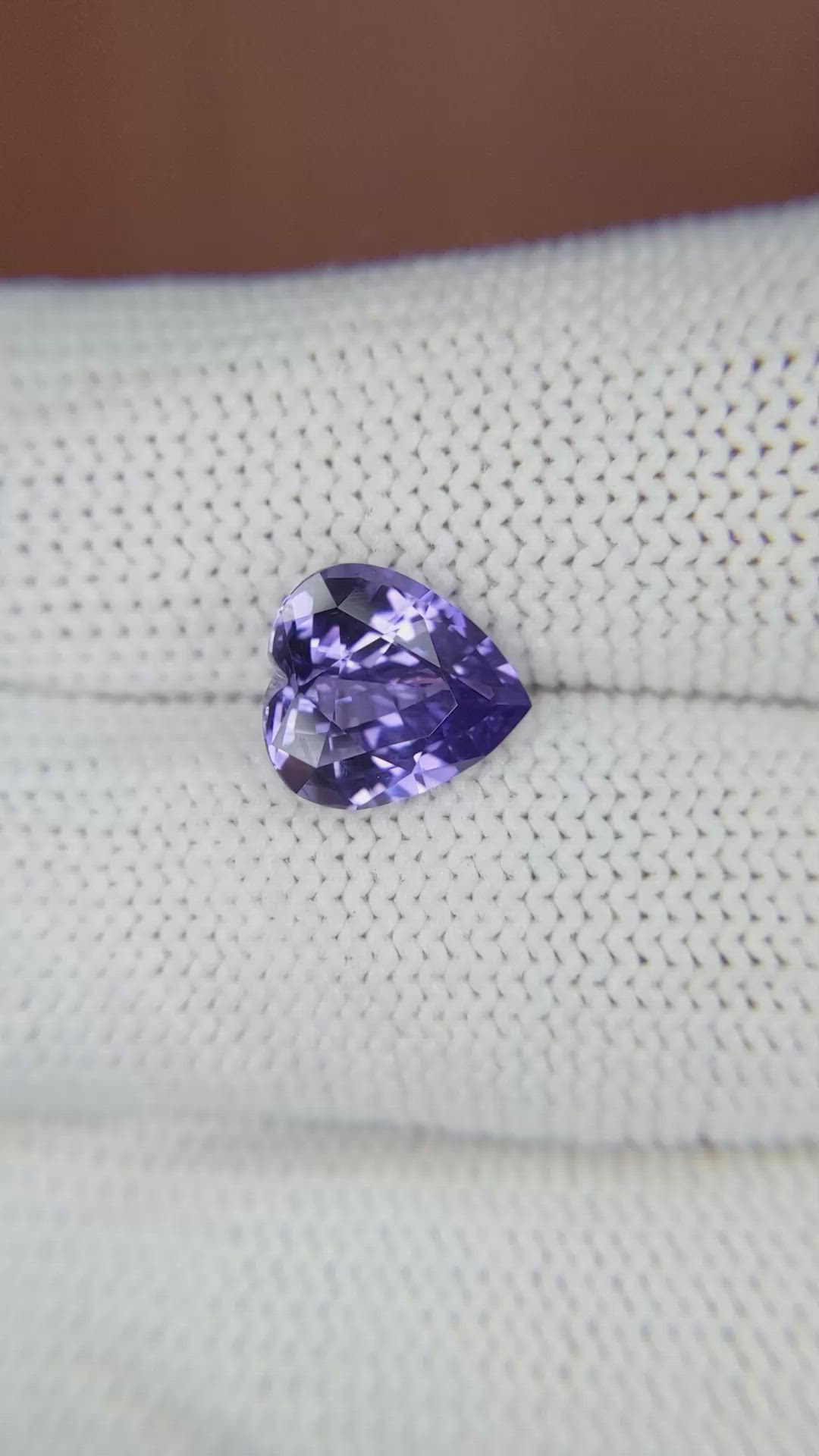 3.29 Ct. Purple Sapphire from Ceylon (Sri Lanka) Size Video