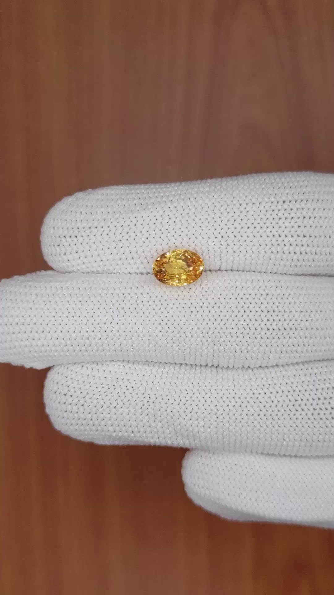 2.64 Ct. Orange Sapphire from Ceylon (Sri Lanka) Size Video