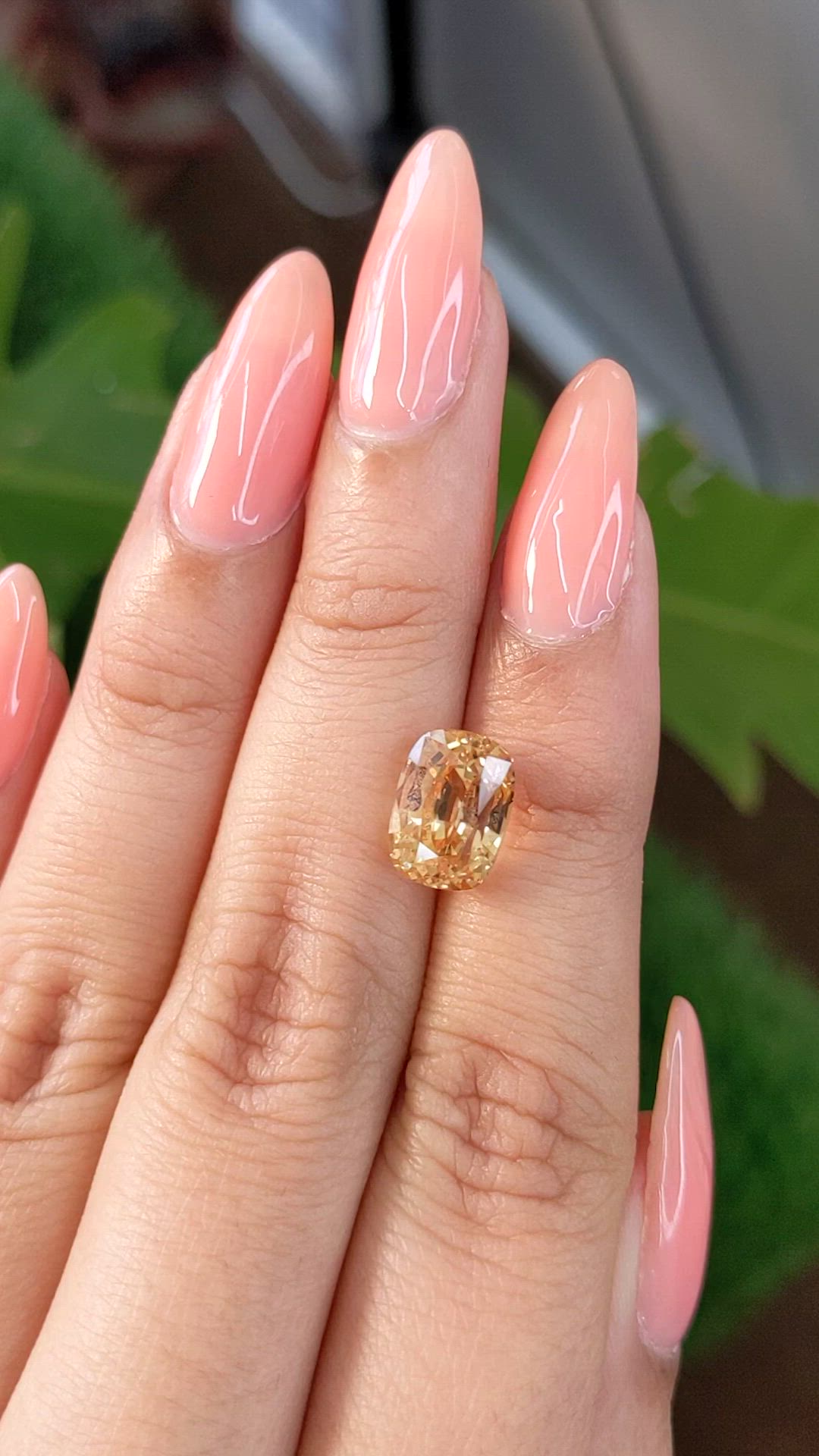 5.64 Ct. Peach Sapphire from Ceylon (Sri Lanka) Size Video
