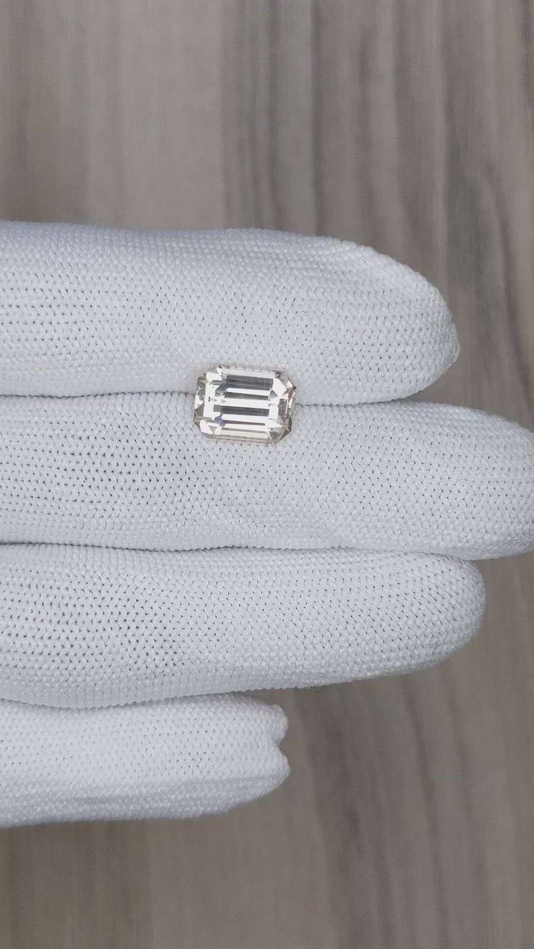 5.02 Ct. Peach Sapphire from Ceylon (Sri Lanka) Size Video