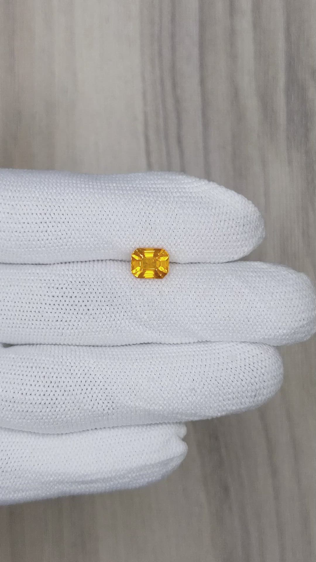 2.03 Ct. Yellowish Orange Sapphire from Ceylon (Sri Lanka) Size Video