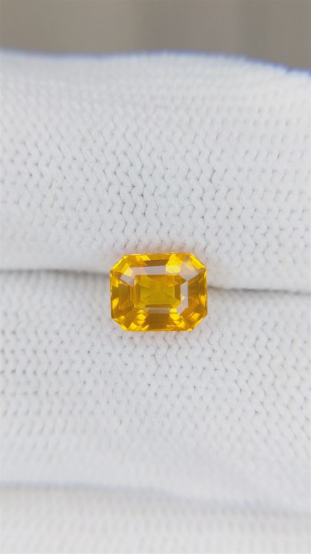 2.03 Ct. Yellowish Orange Sapphire from Ceylon (Sri Lanka) Size Video