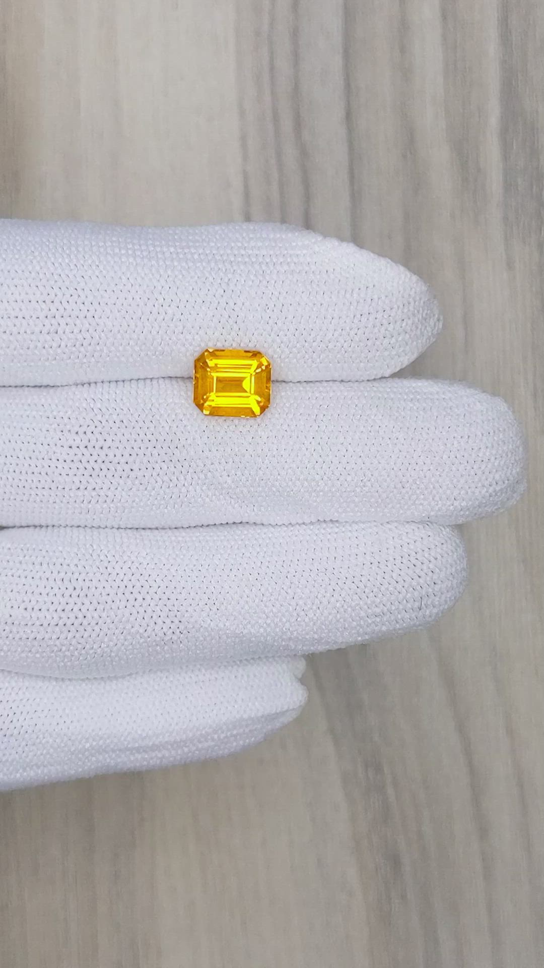 3.58 Ct. Orange Sapphire from Ceylon (Sri Lanka) Size Video