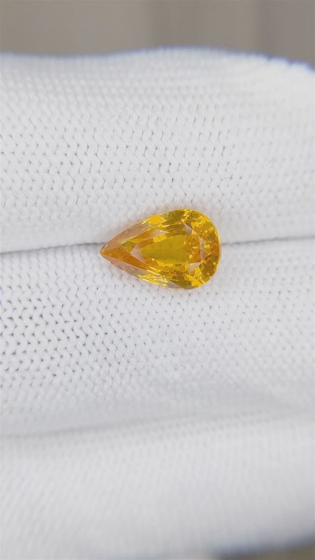 4.02 Ct. Orange Sapphire from Ceylon (Sri Lanka) Size Video