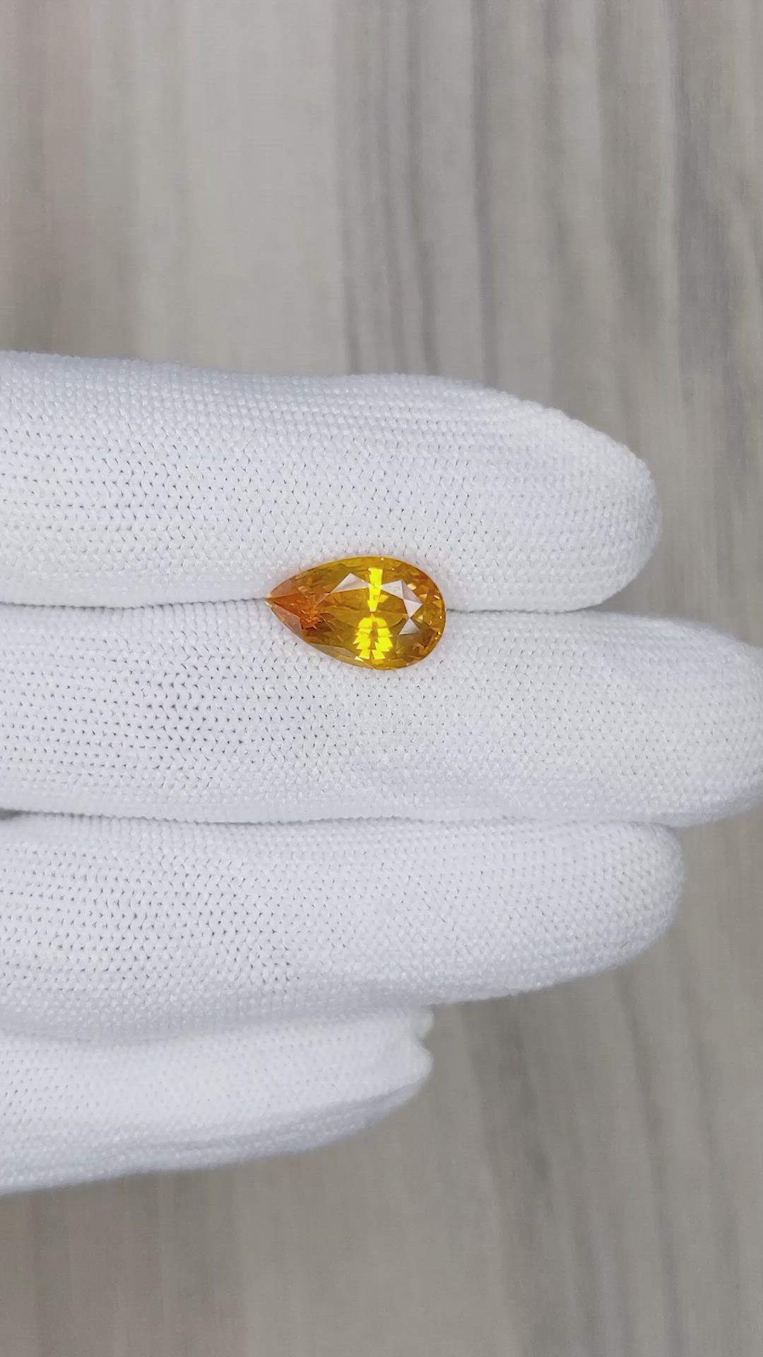 5.55 Ct. Orange Sapphire from Ceylon (Sri Lanka) Size Video