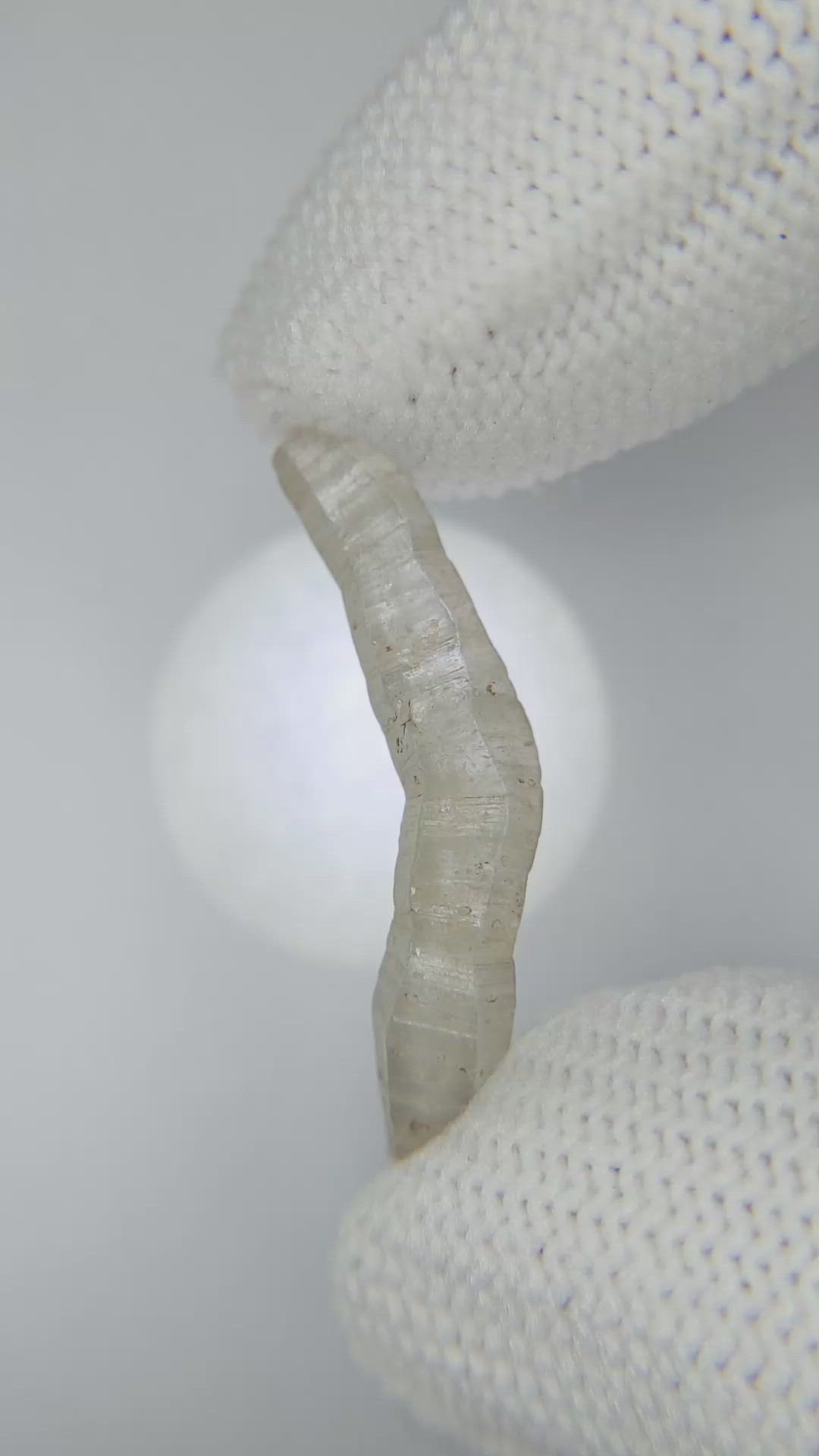 7.67 Ct. Grey Sapphire Crystal from Ceylon (Sri Lanka) Size Video