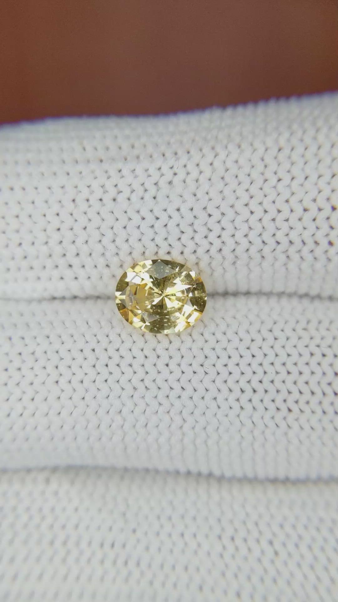 1.40 Ct. Yellow Sapphire from Ceylon (Sri Lanka) Size Video