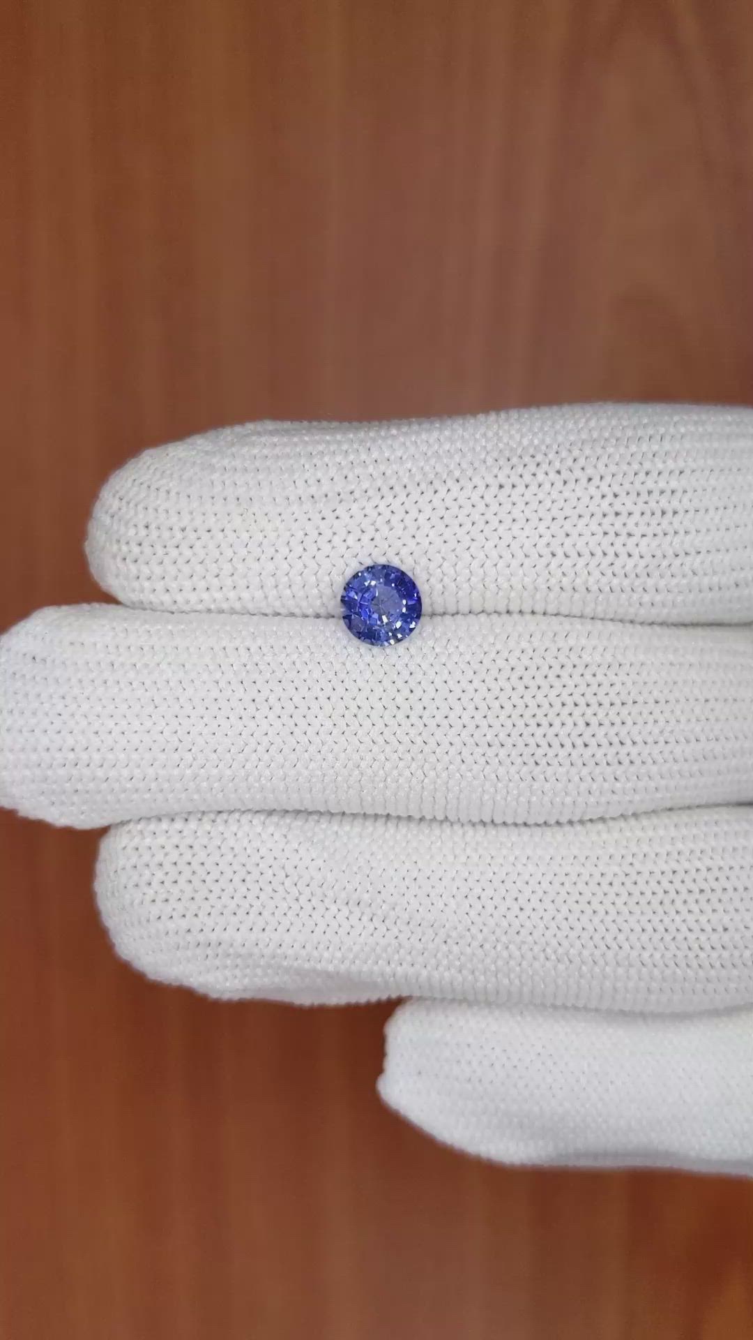 1.04 Ct. Blue Sapphire from Ceylon (Sri Lanka) Size Video