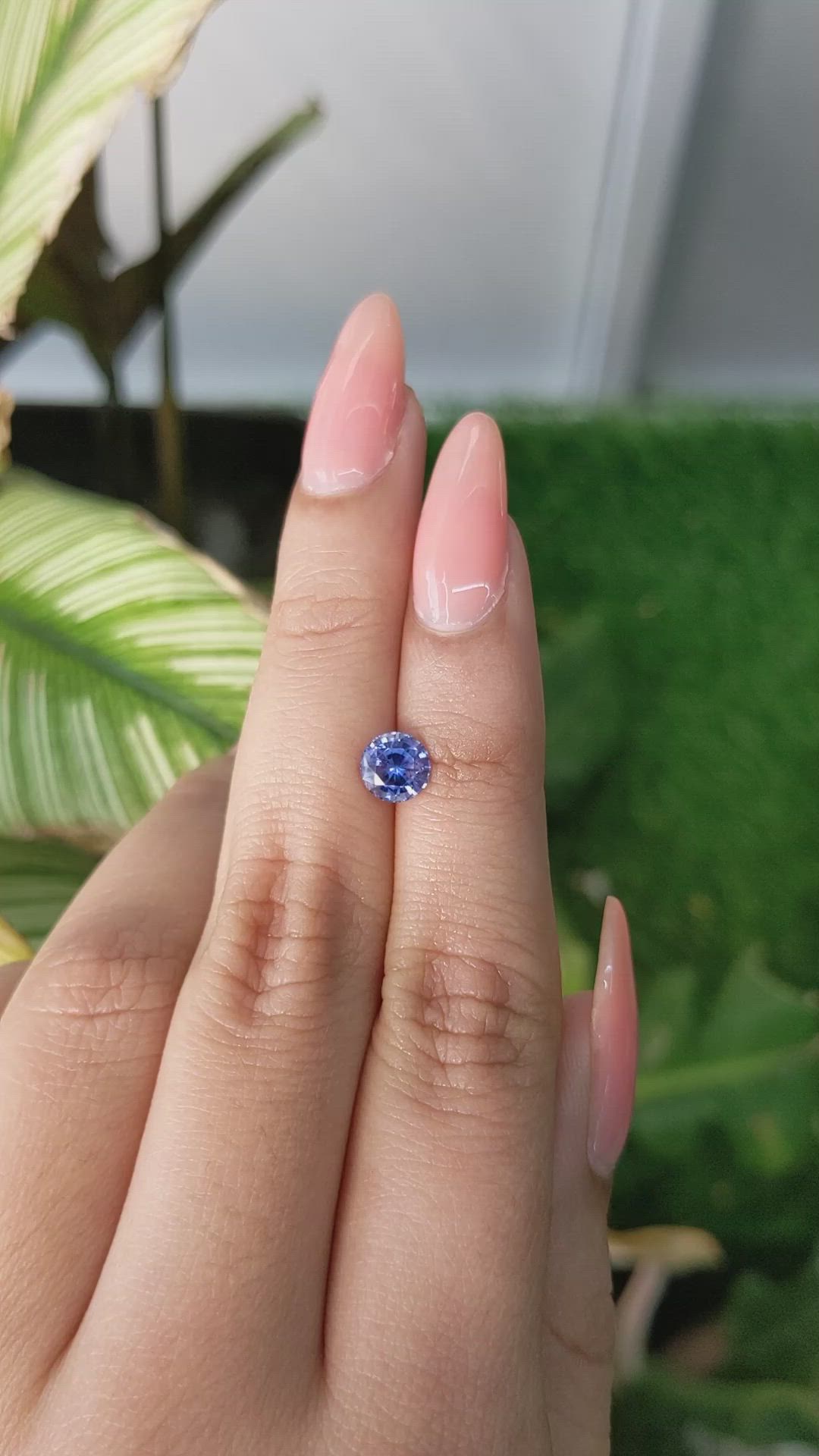1.05 Ct. Blue Sapphire from Ceylon (Sri Lanka) Size Video