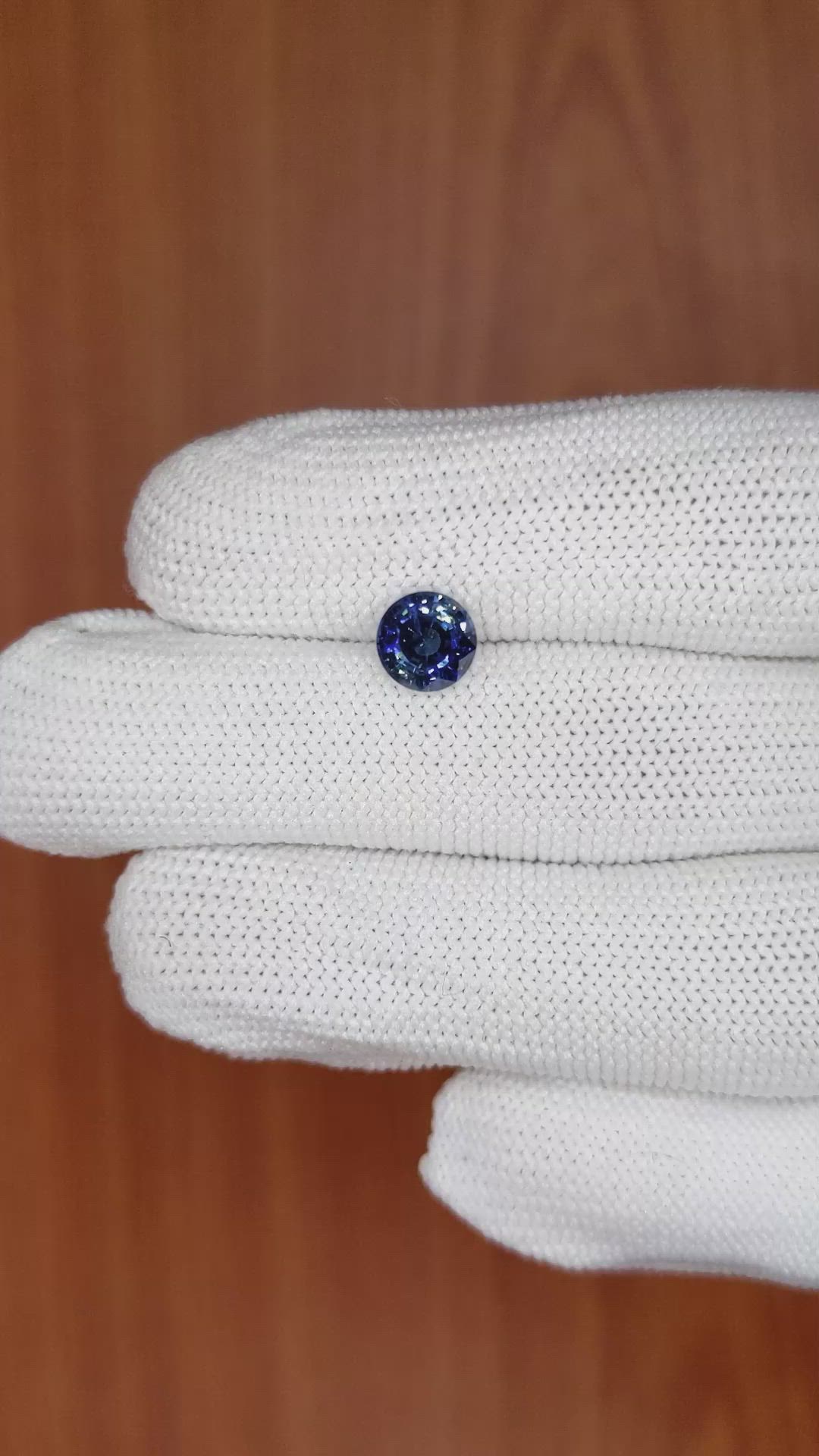 1.59 Ct. Blue Sapphire from Ceylon (Sri Lanka) Size Video