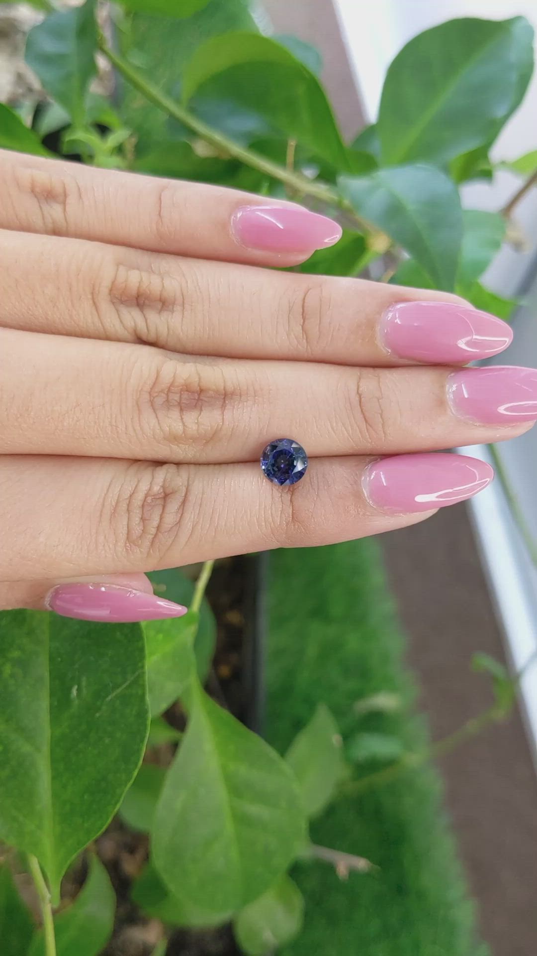 1.59 Ct. Blue Sapphire from Ceylon (Sri Lanka) Size Video