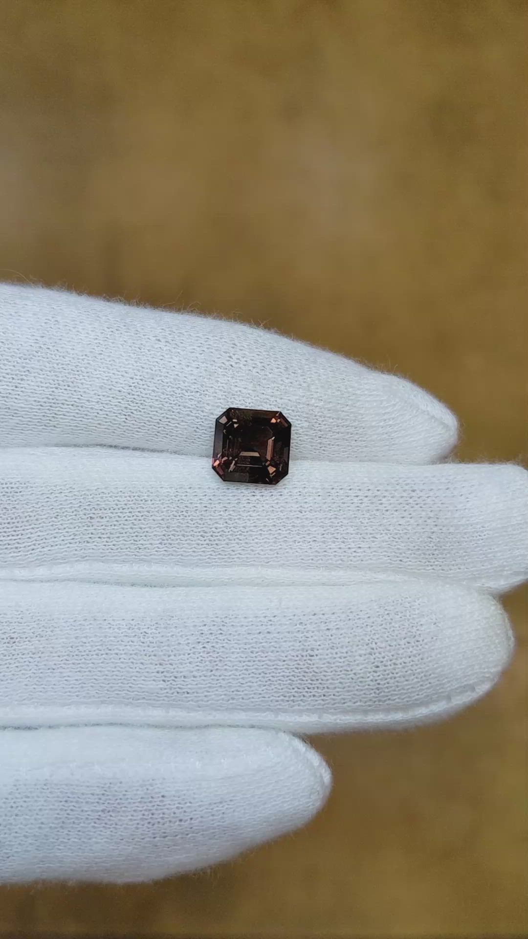 3.26 Ct. Brown Sapphire from Ceylon (Sri Lanka) Size Video