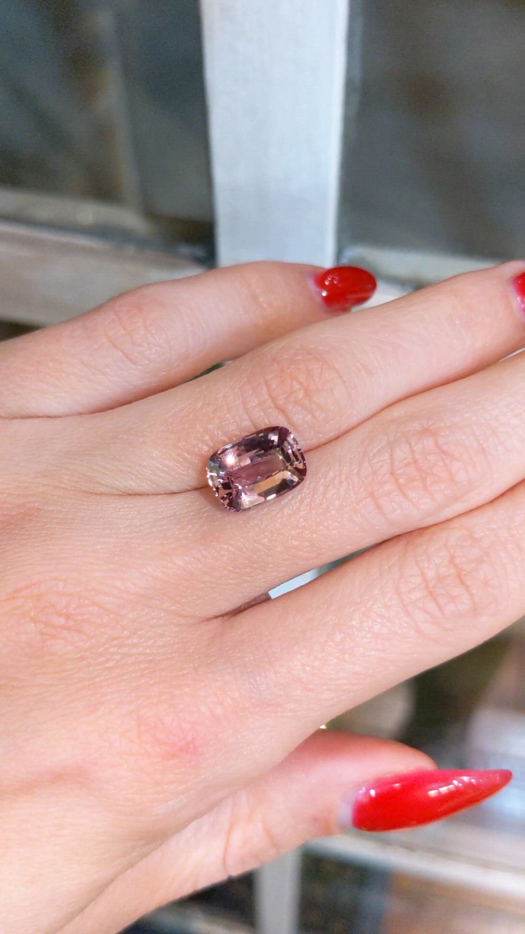 5.07 Ct. Pinkish Brown Sapphire from Ceylon (Sri Lanka) Size Video