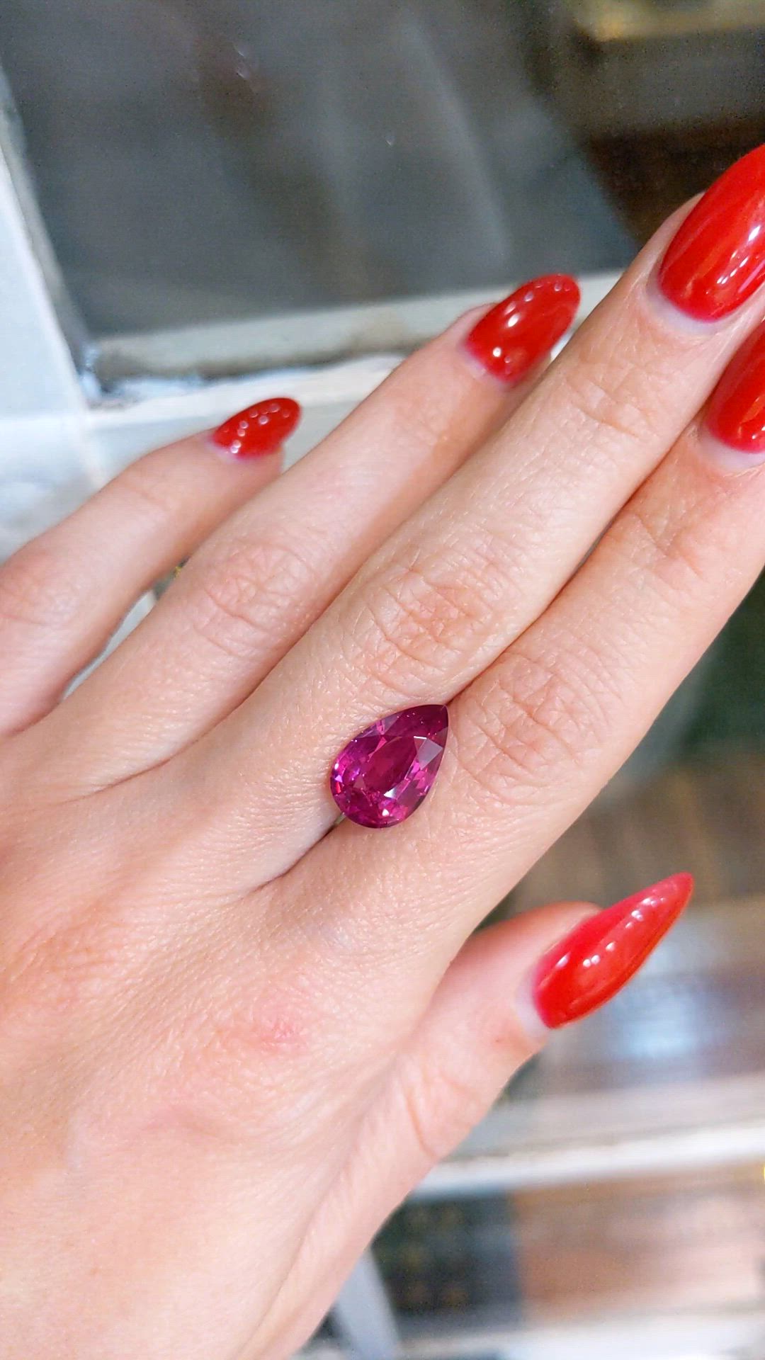 5.15 Ct. Pink Sapphire from Ceylon (Sri Lanka) Size Video