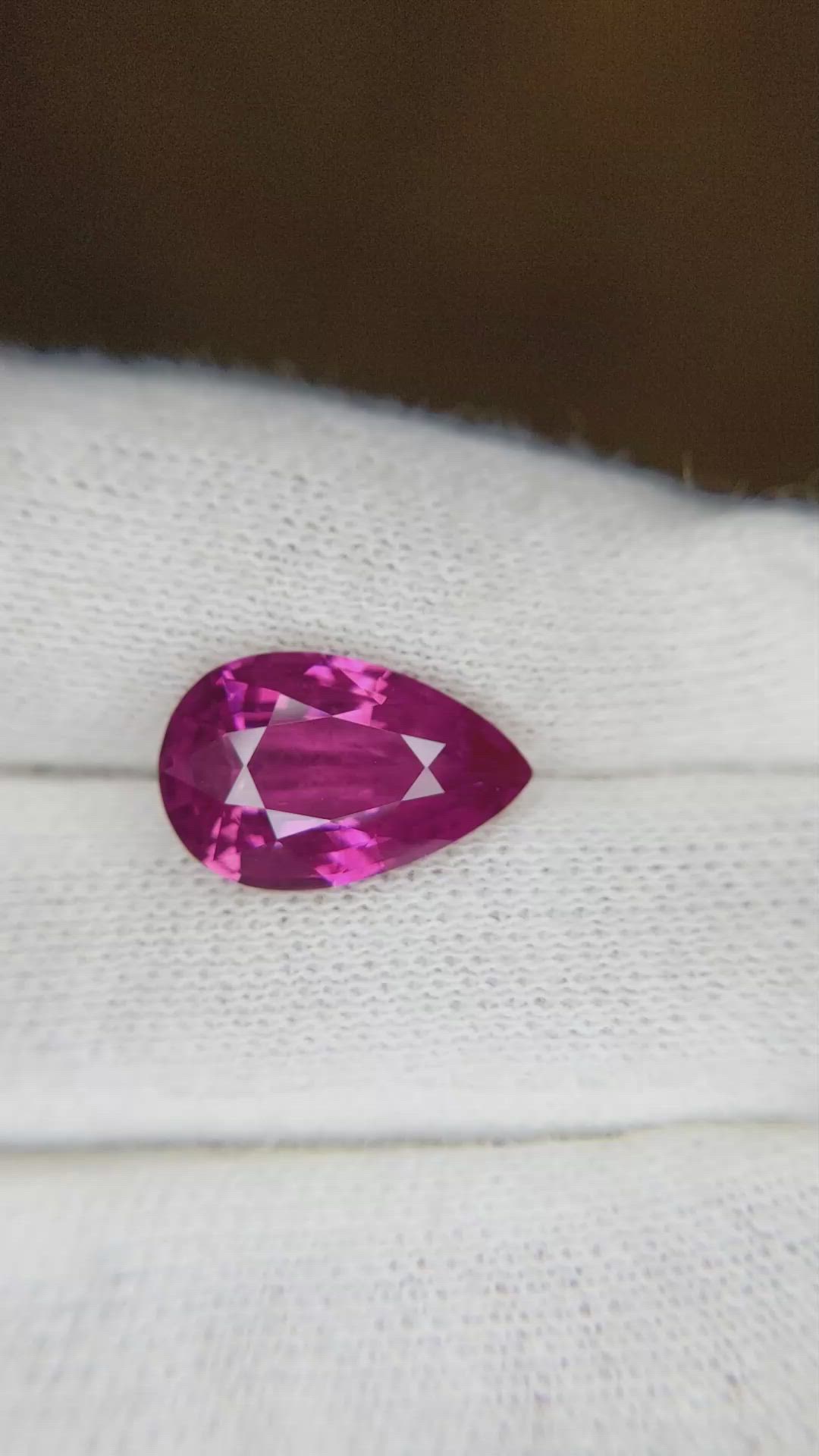5.15 Ct. Pink Sapphire from Ceylon (Sri Lanka) Size Video