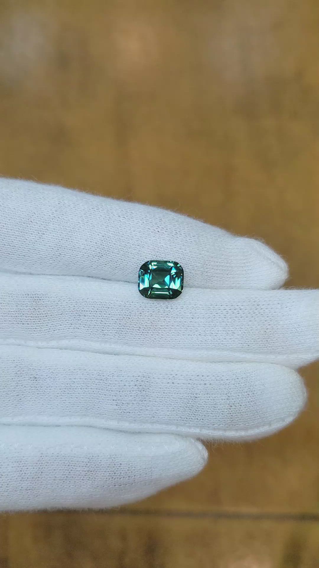 3.20 Ct. Bluish Green Sapphire from Ceylon (Sri Lanka) Size Video