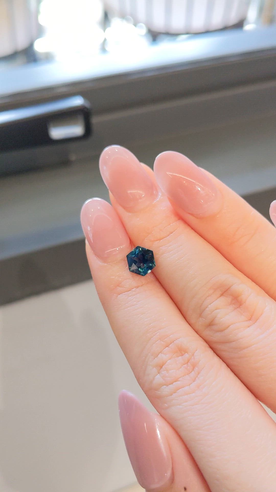 1.52 Ct. Sapphire from Ceylon (Sri Lanka) Size Video