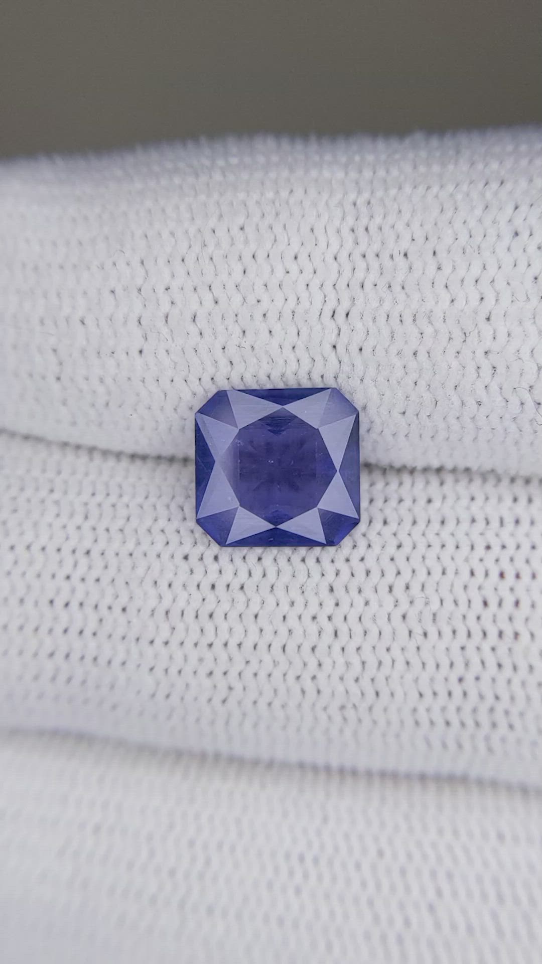 2.17 Ct. Blue Sapphire from Ceylon (Sri Lanka) Size Video