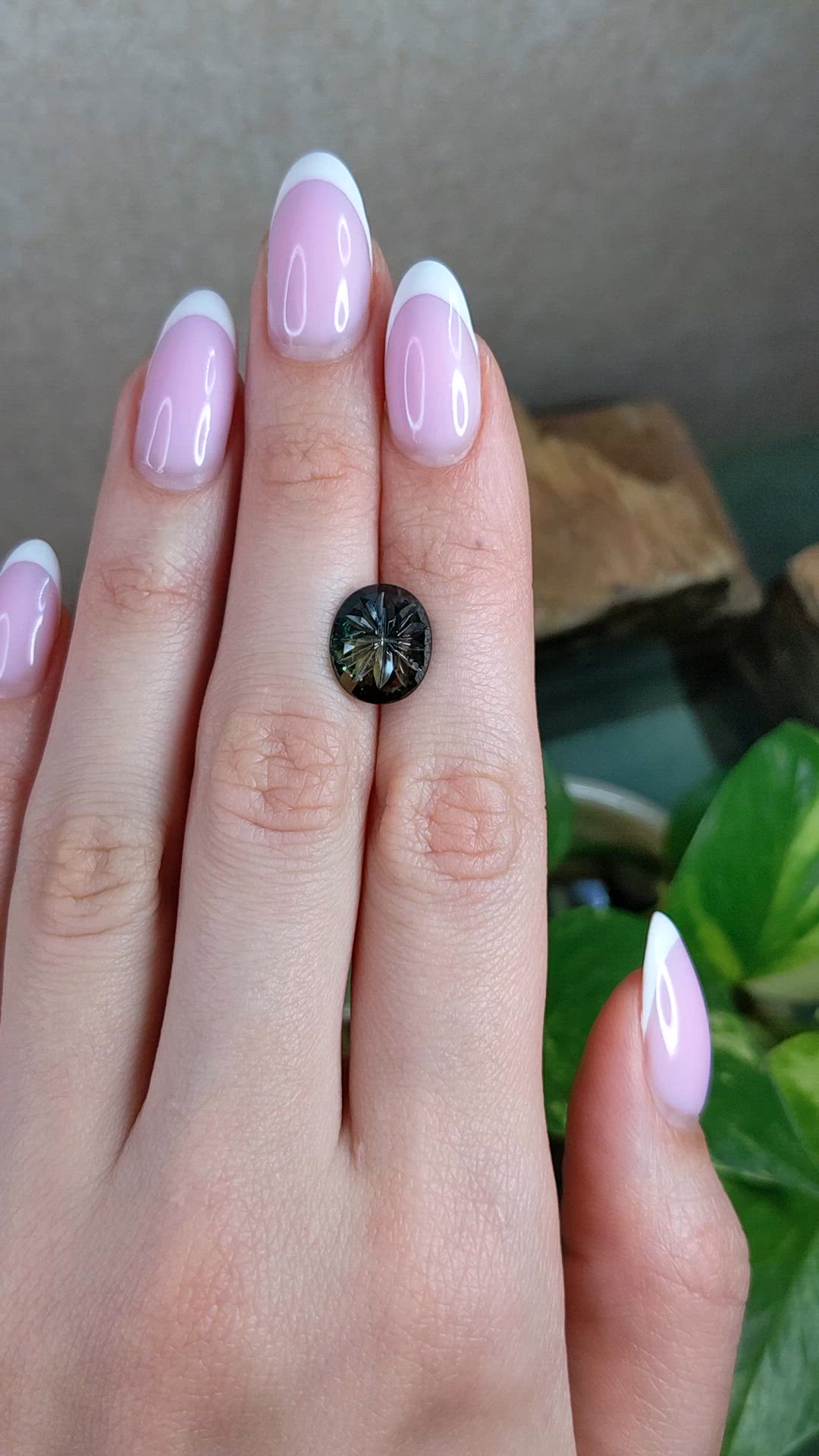 5.23 Ct. Yellowish Green Sapphire from Ceylon (Sri Lanka) Size Video