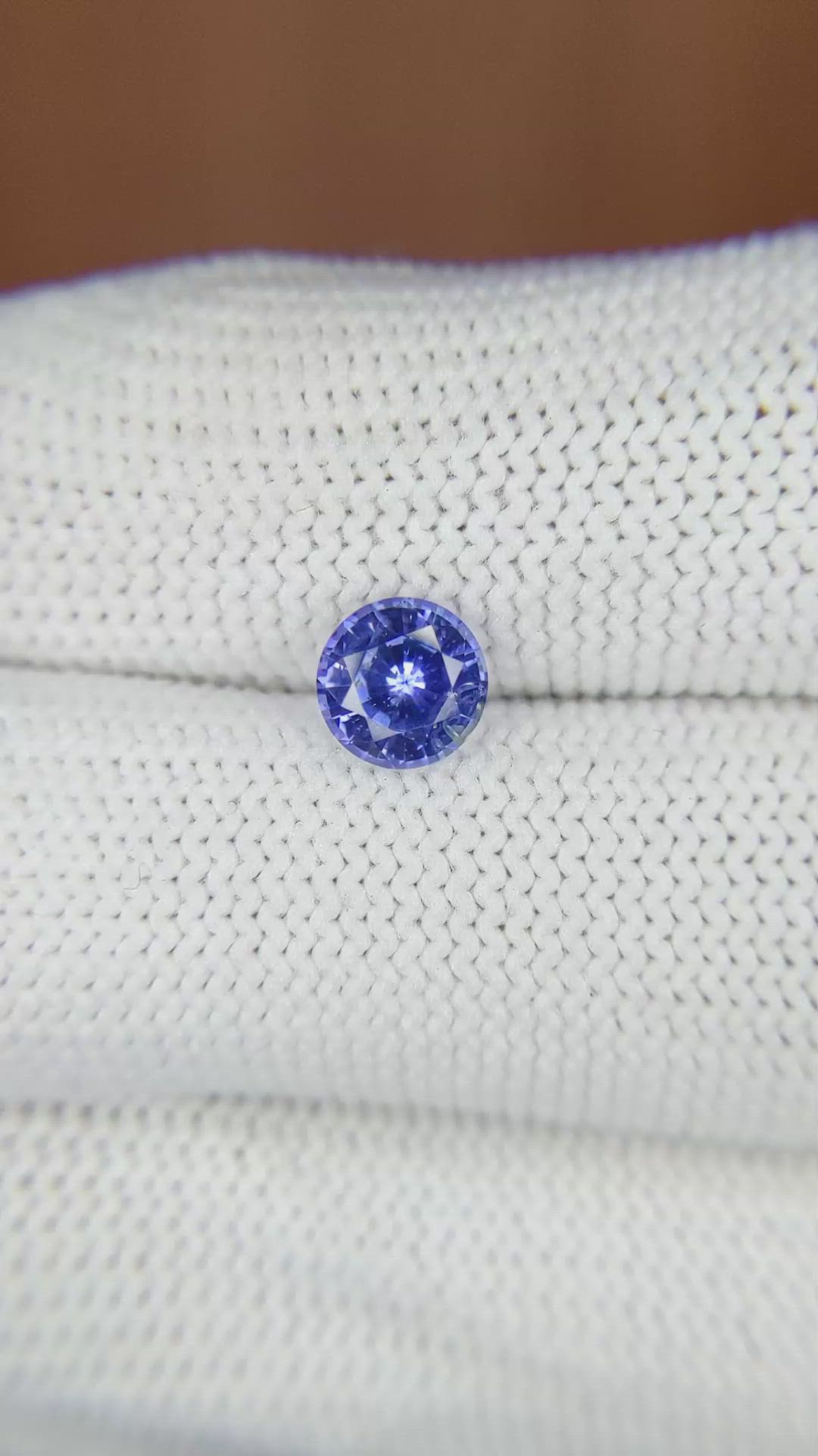 1.01 Ct. Blue Sapphire from Ceylon (Sri Lanka) Size Video